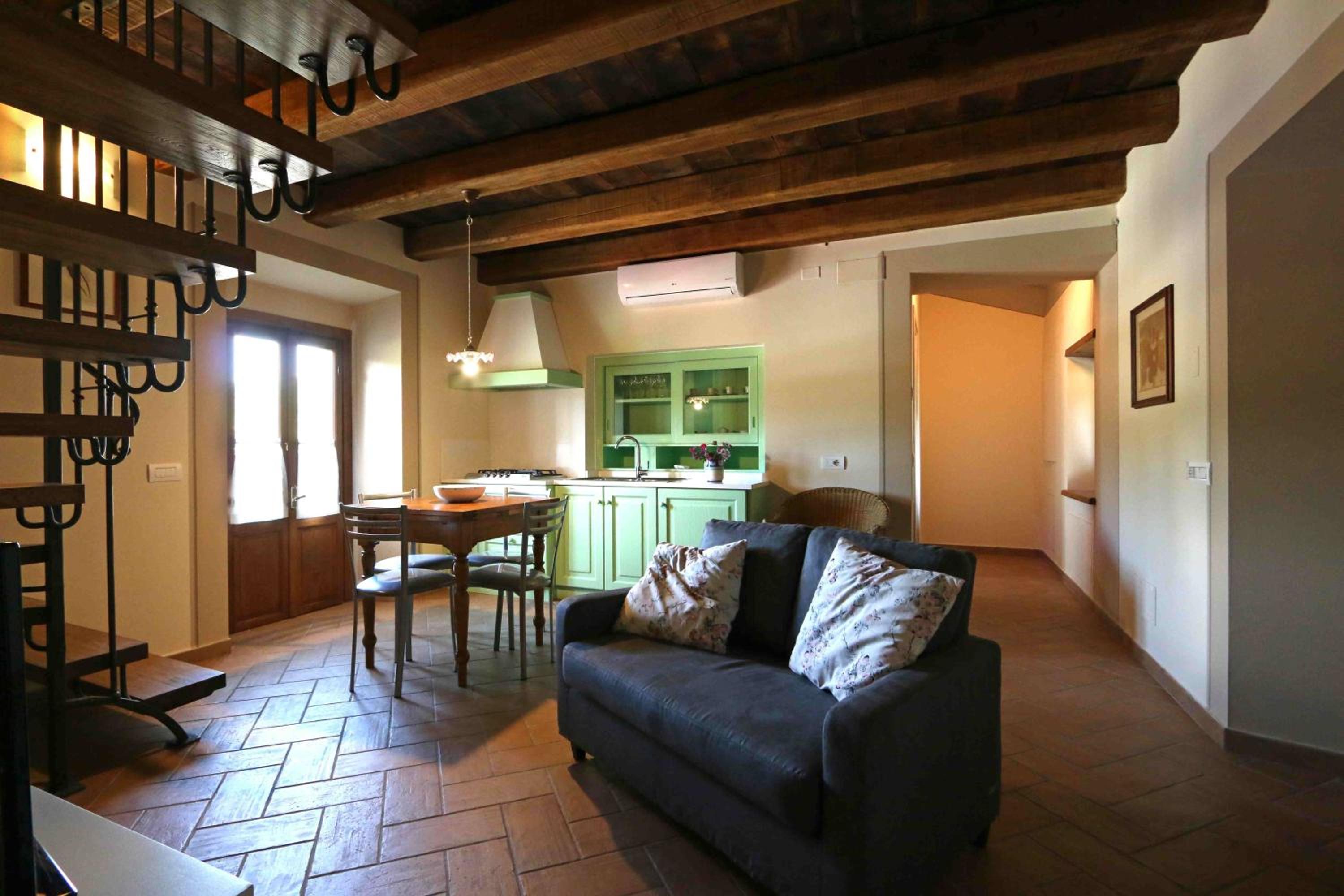 Two-Bedroom Apartment - Split Level photo 1