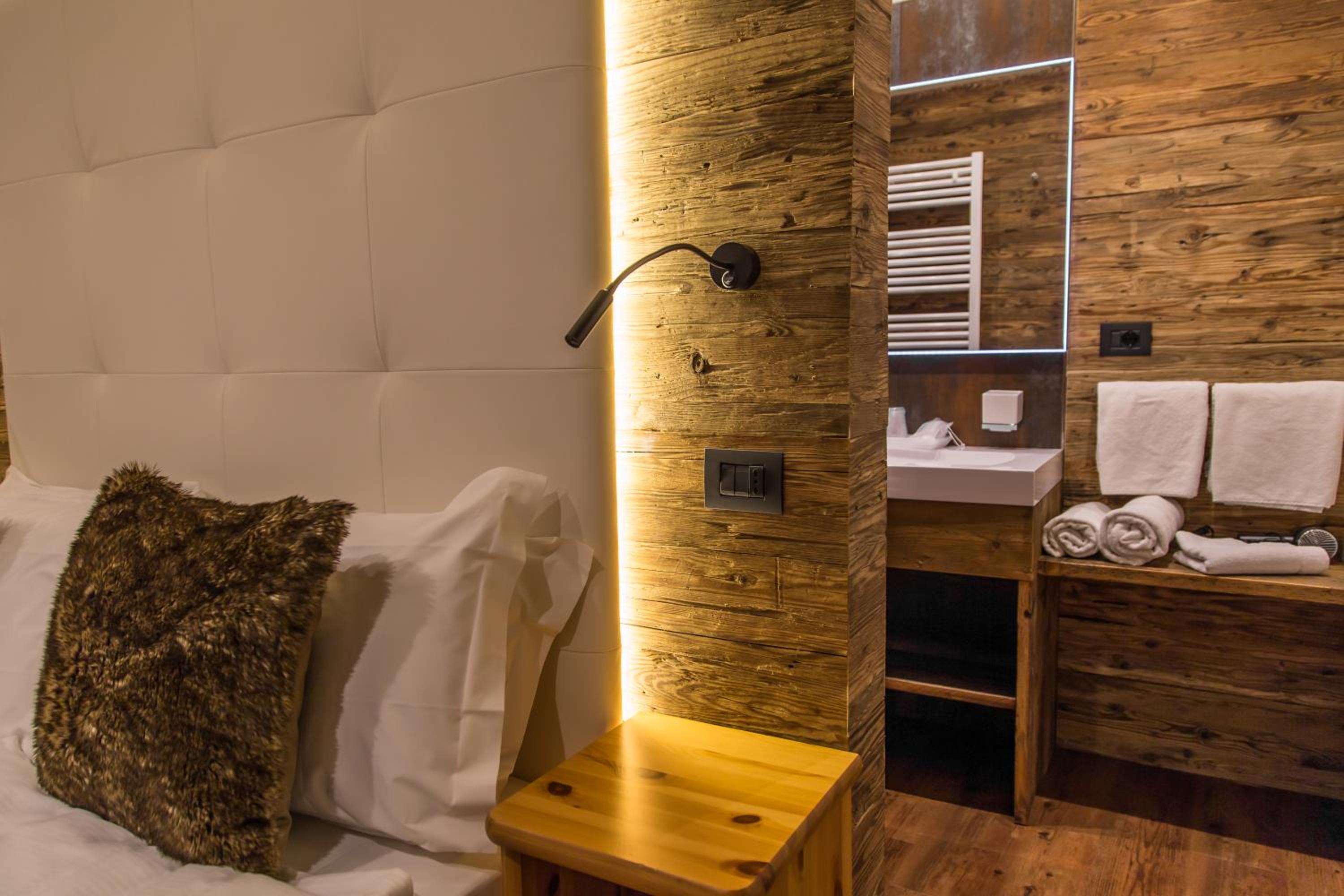 Deluxe Triple Room - Photo 3
