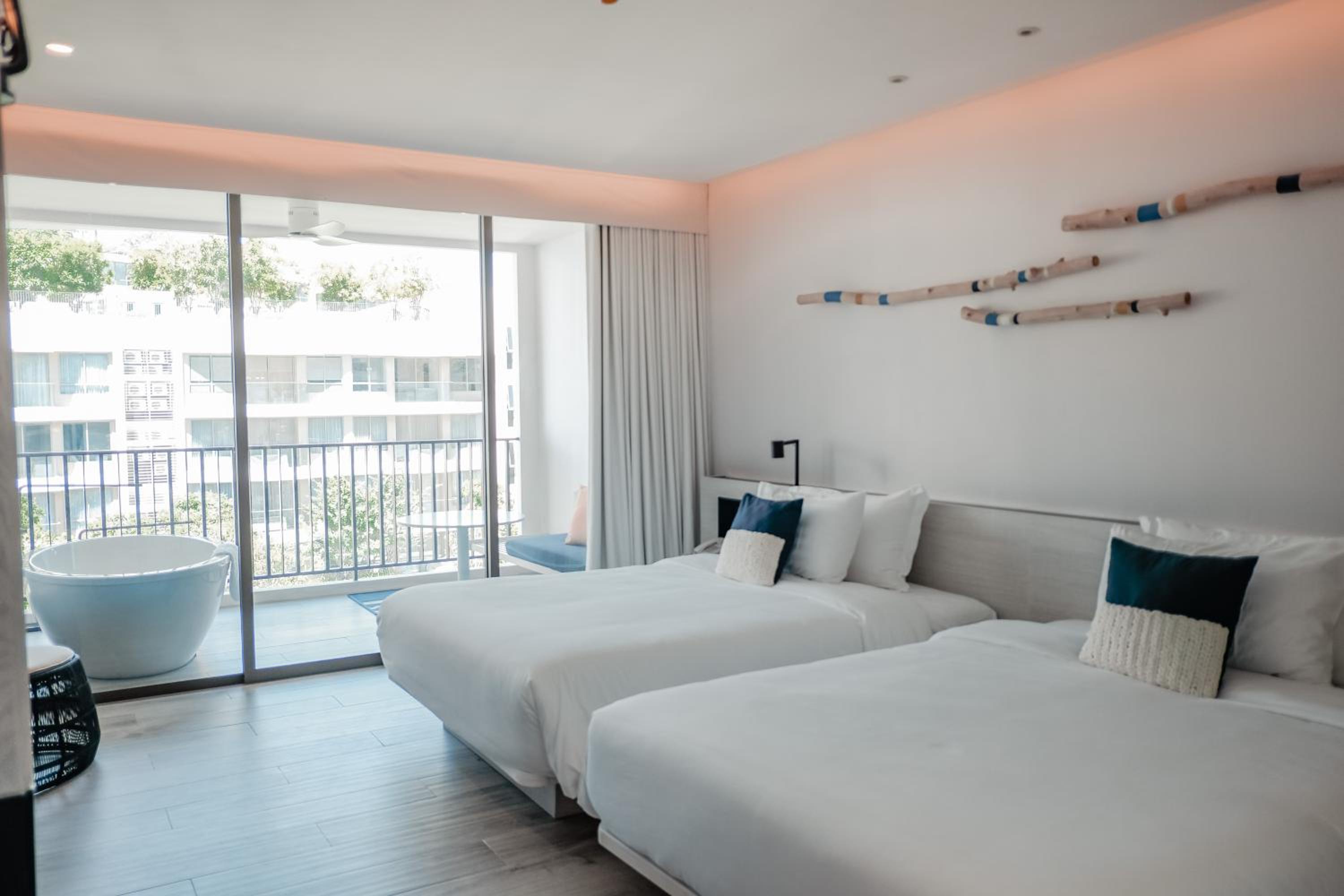 Deluxe Twin Room - Photo 1