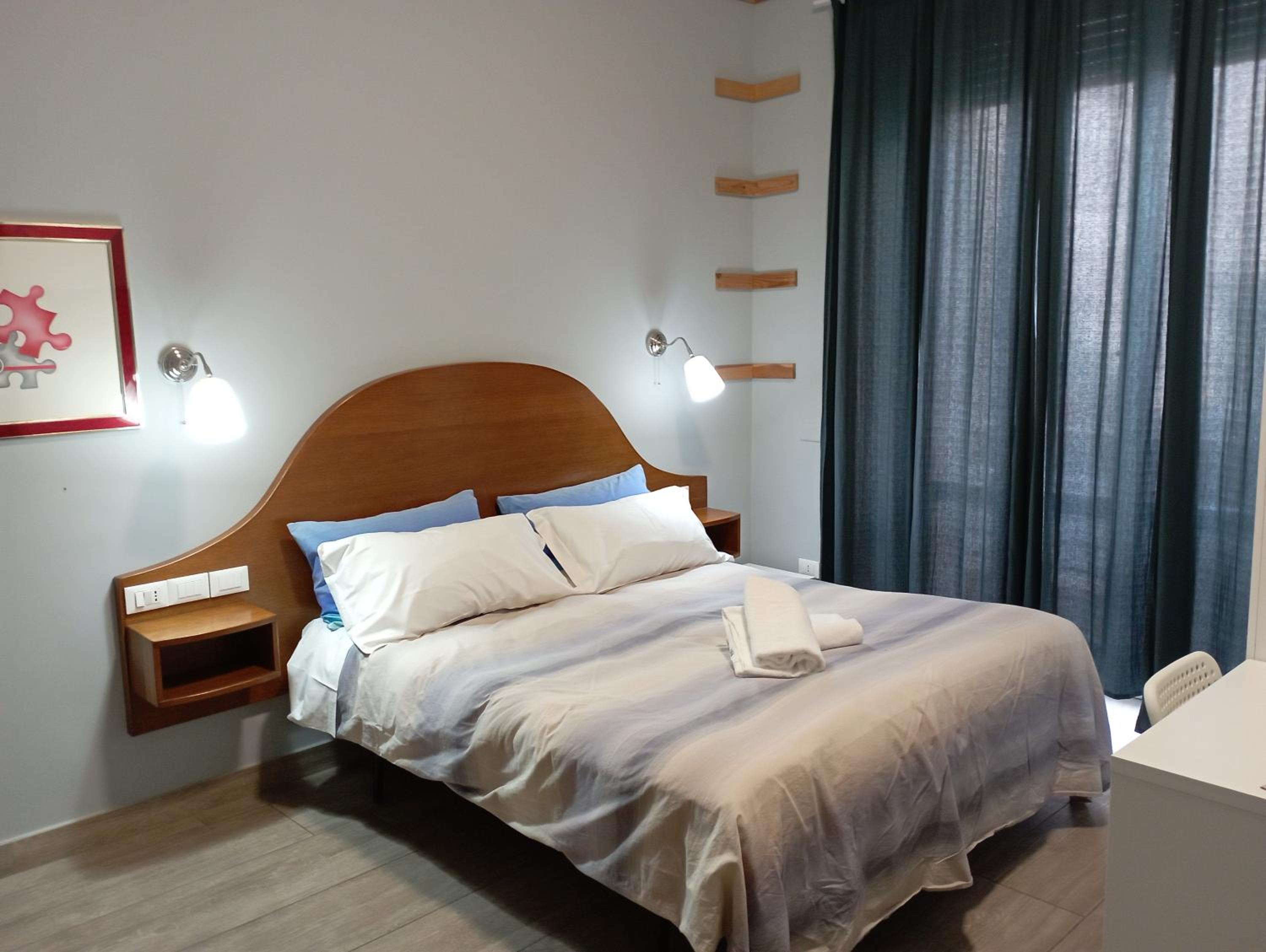 Deluxe King Room photo 3
