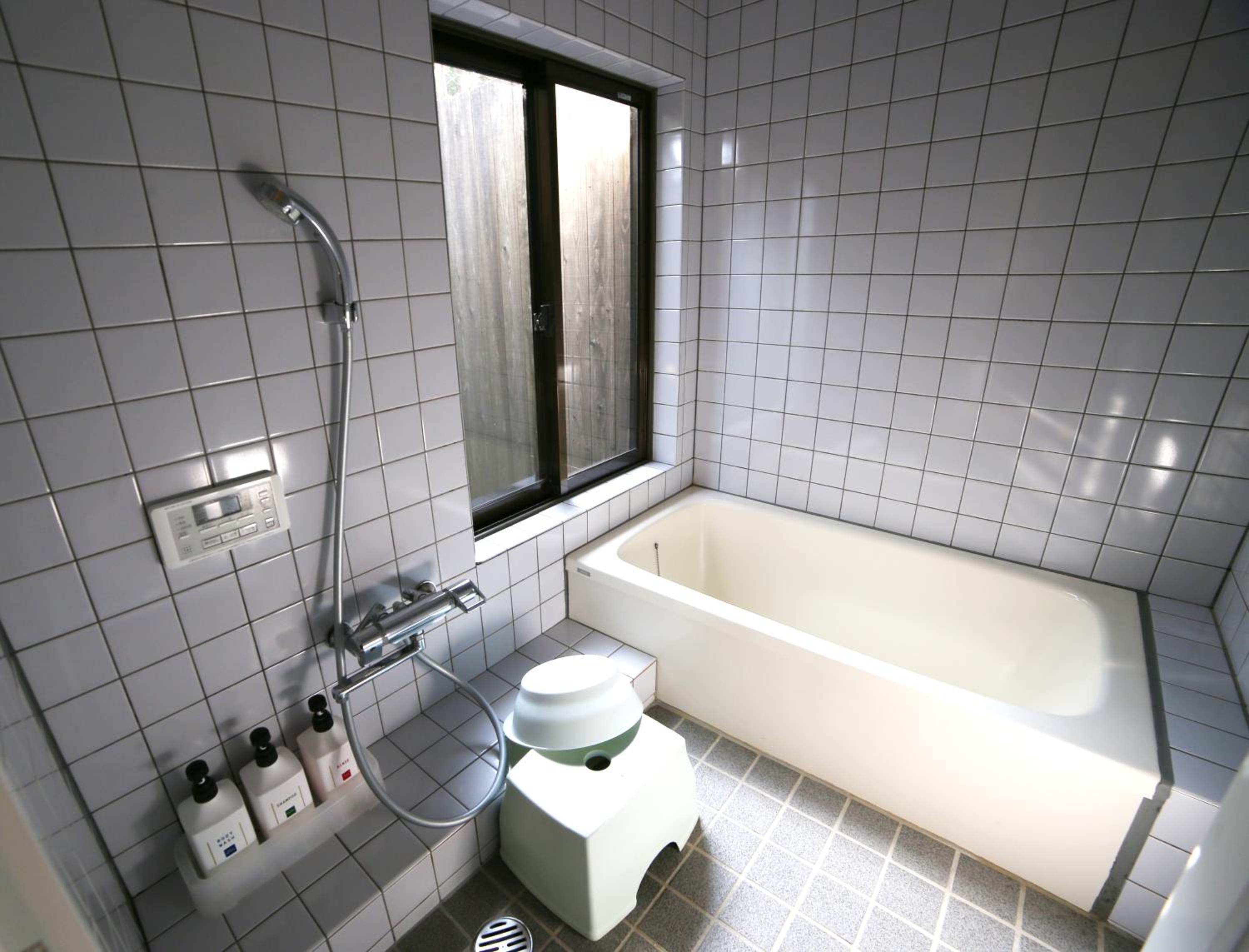 Maisonette Twin Room - Main Building photo 2