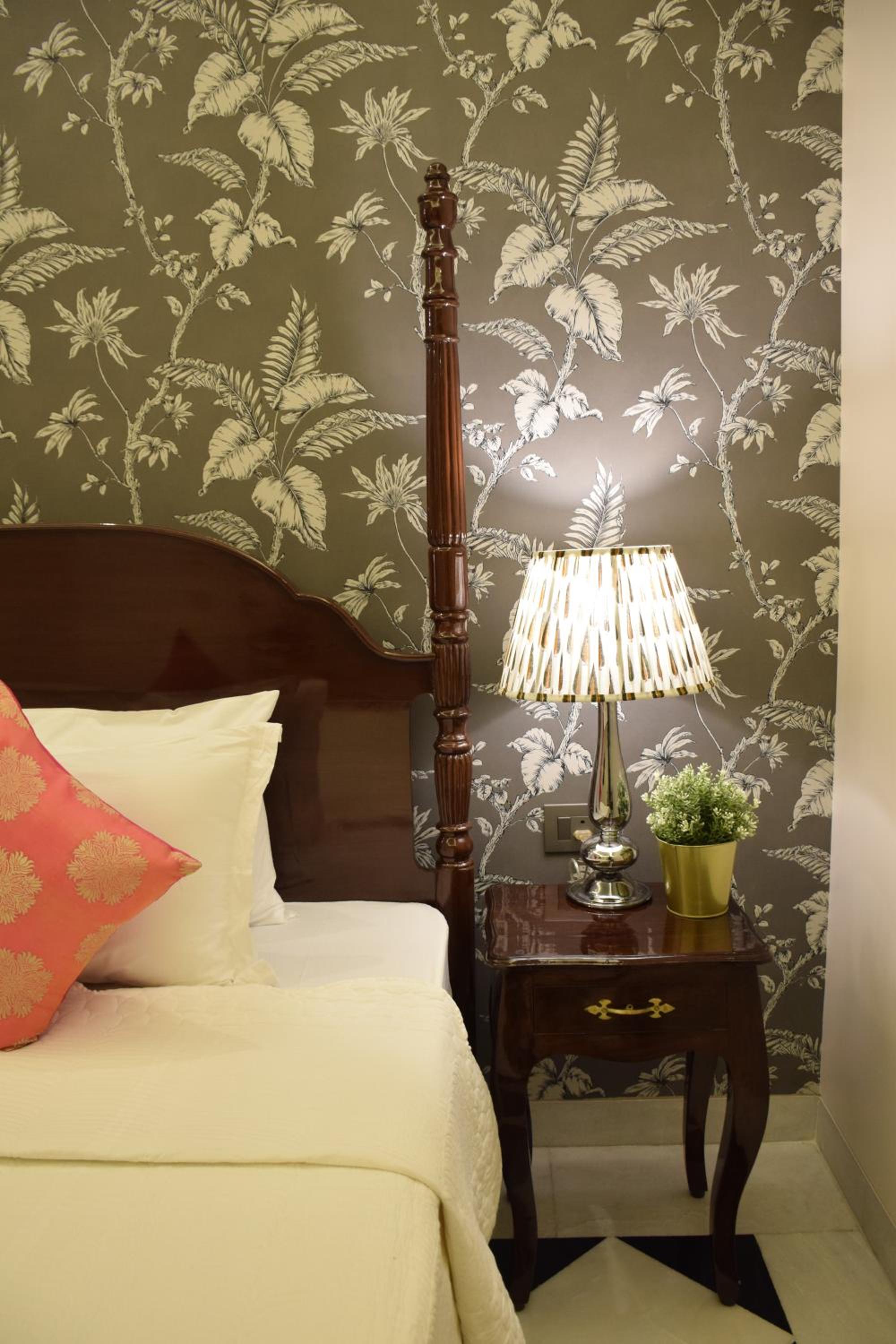 Deluxe Suite - Photo 16