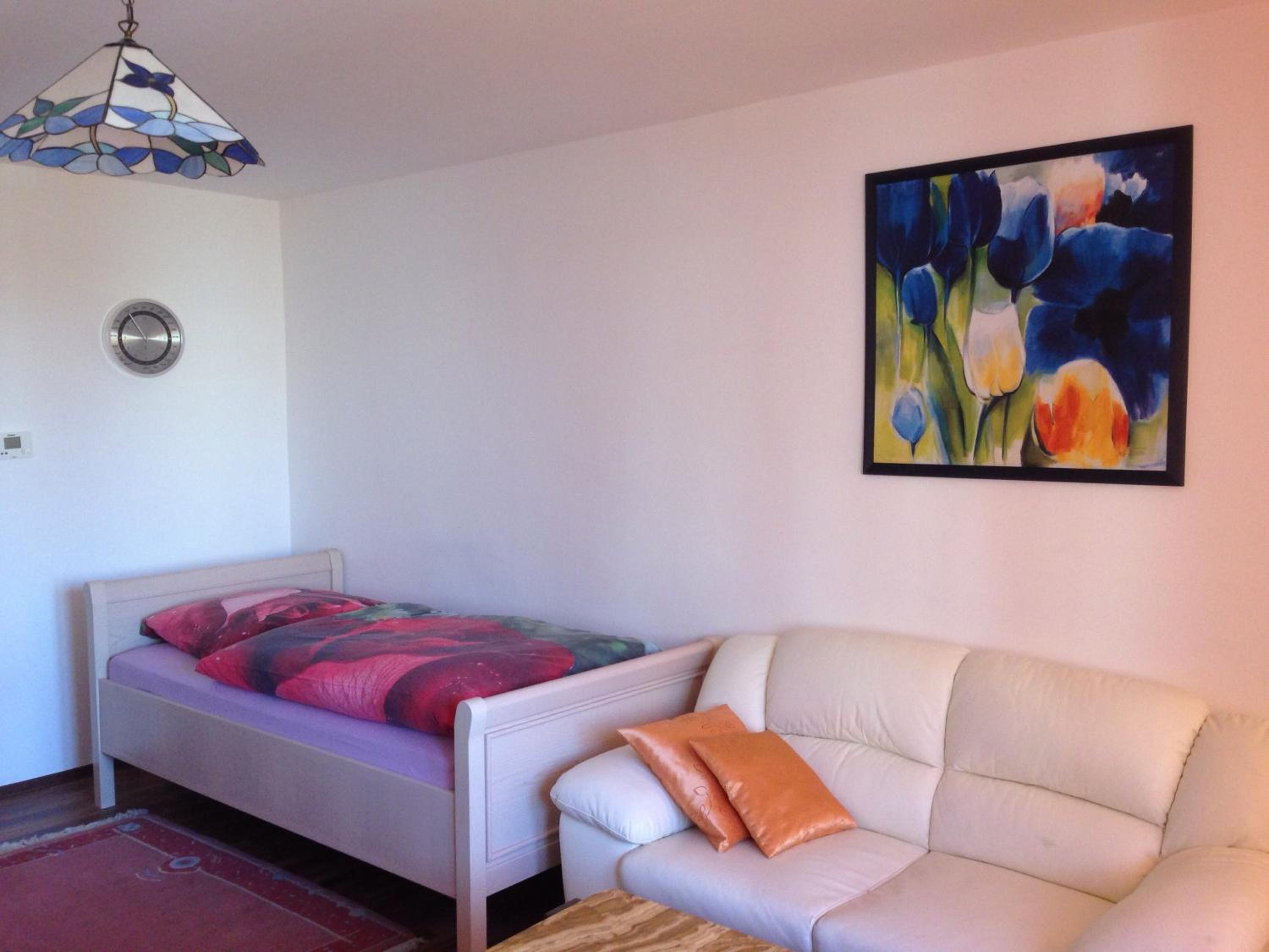 Apartment with Balcony - Photo 18