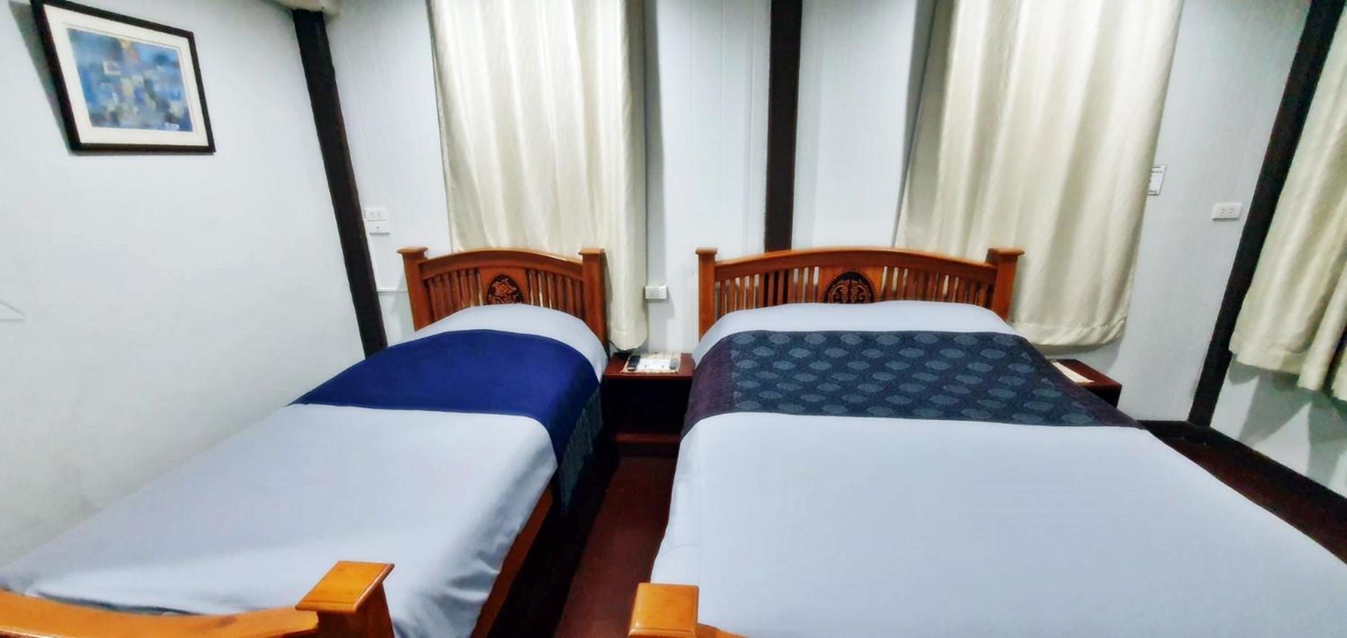 Triple Room with Private Bathroom photo 3
