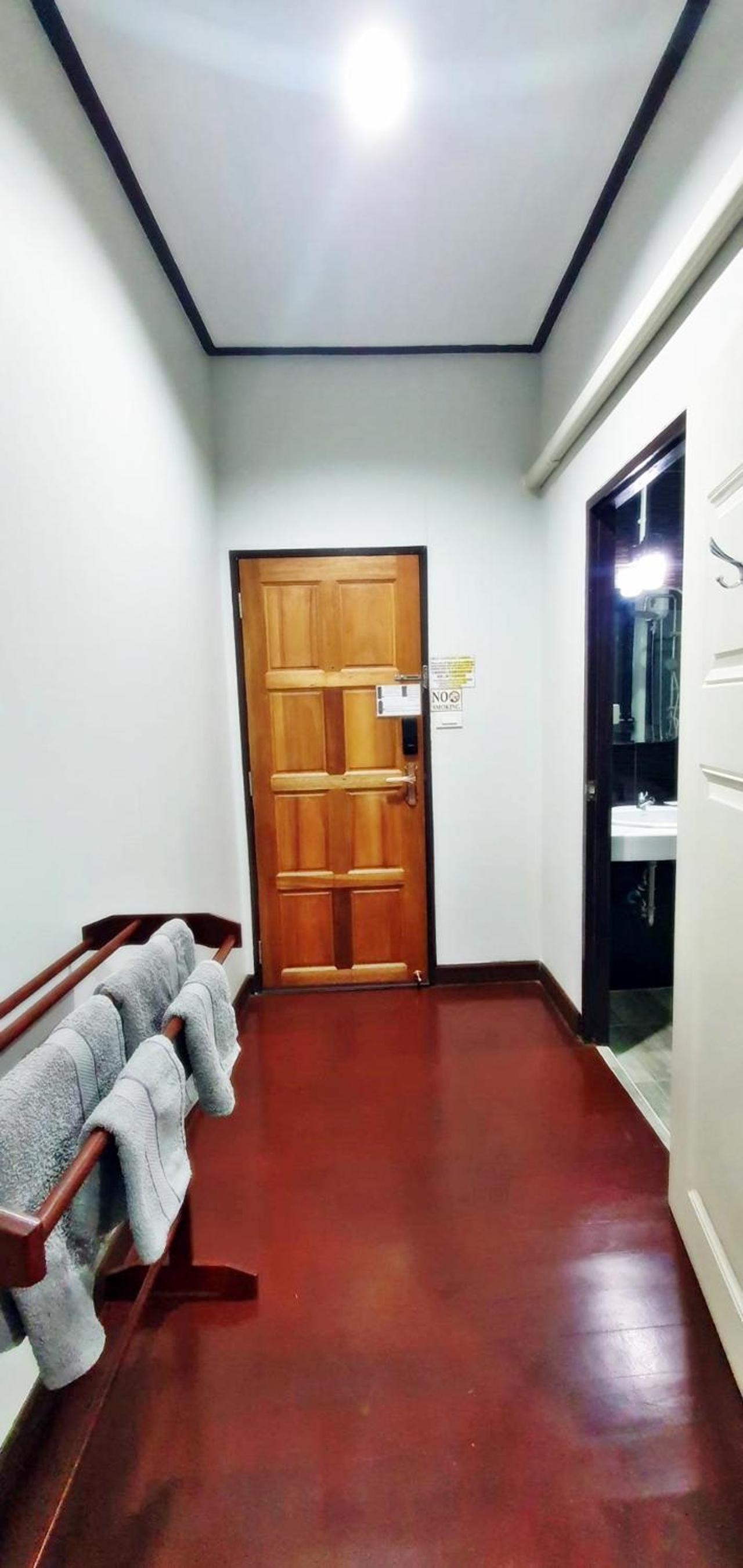 Double Room with Private Bathroom photo 3