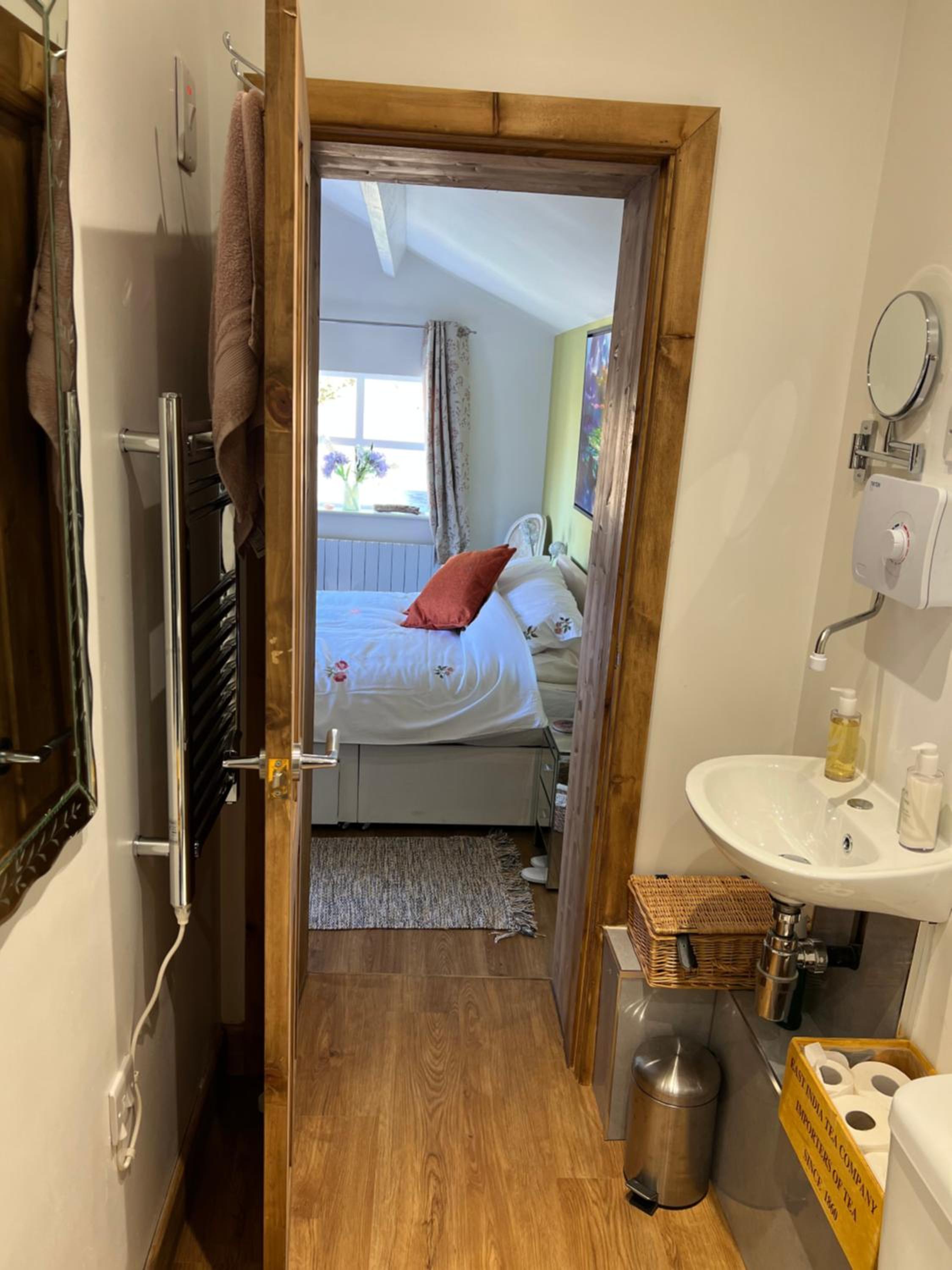 One-Bedroom House photo 1