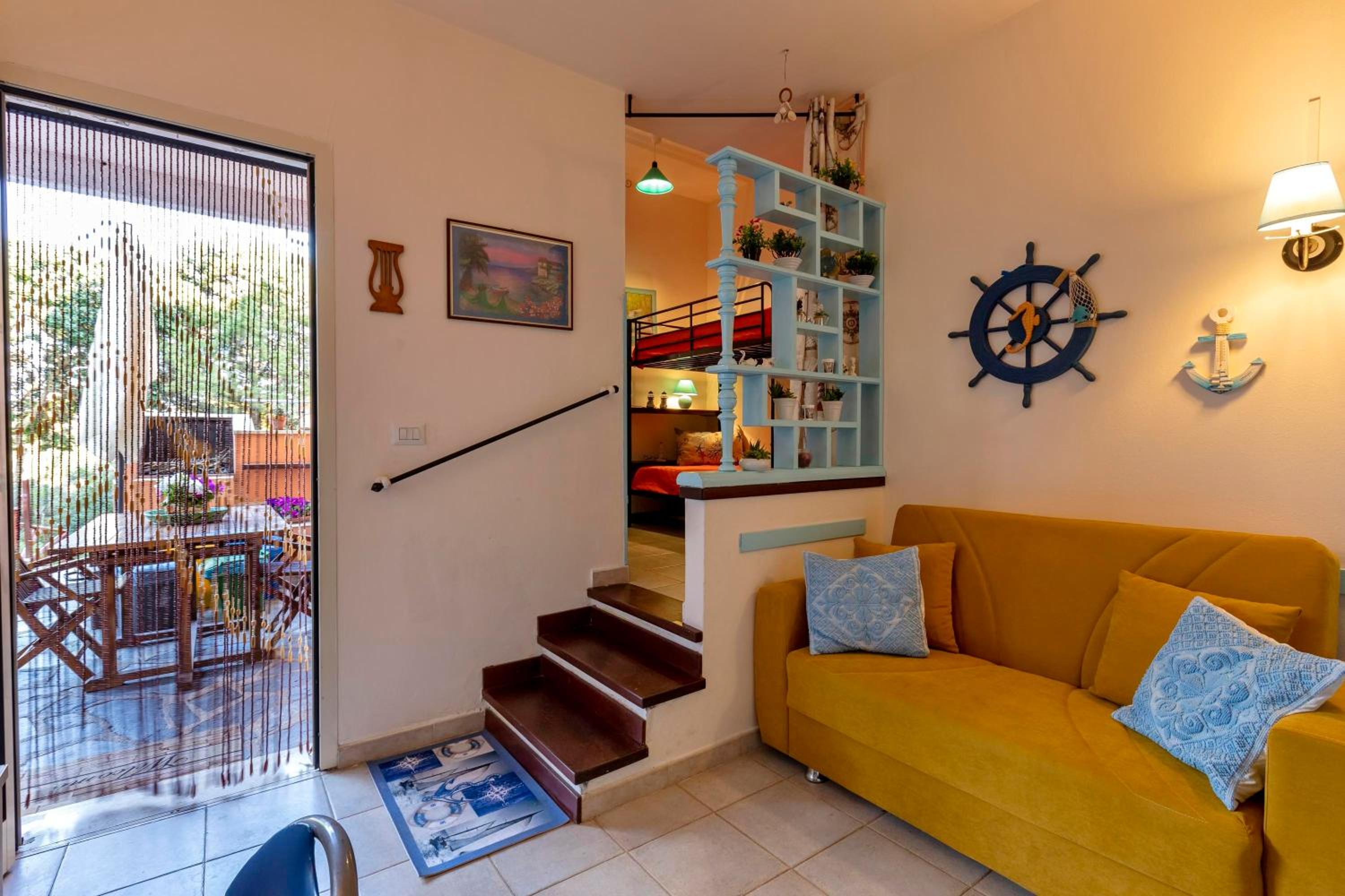 Two-Bedroom Deluxe Apartment with Garden View photo 2