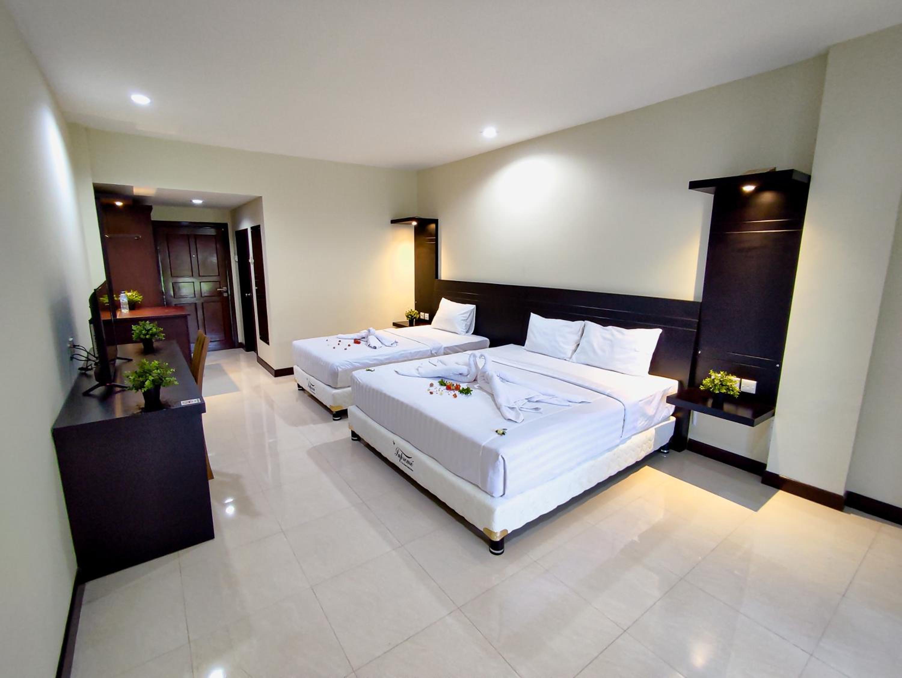 Superior Triple Room