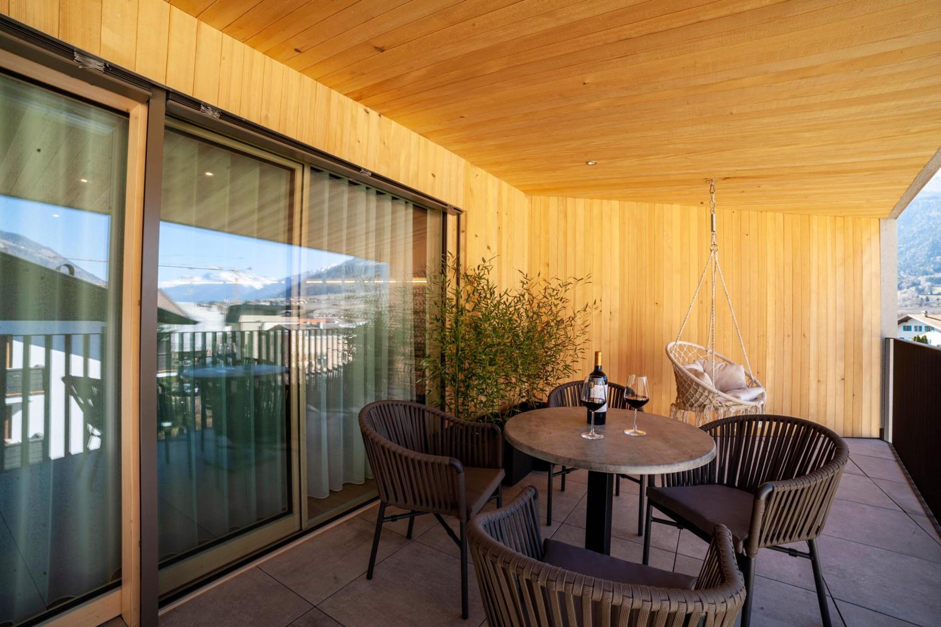 Superior One-Bedroom Apartment with Balcony photo 3