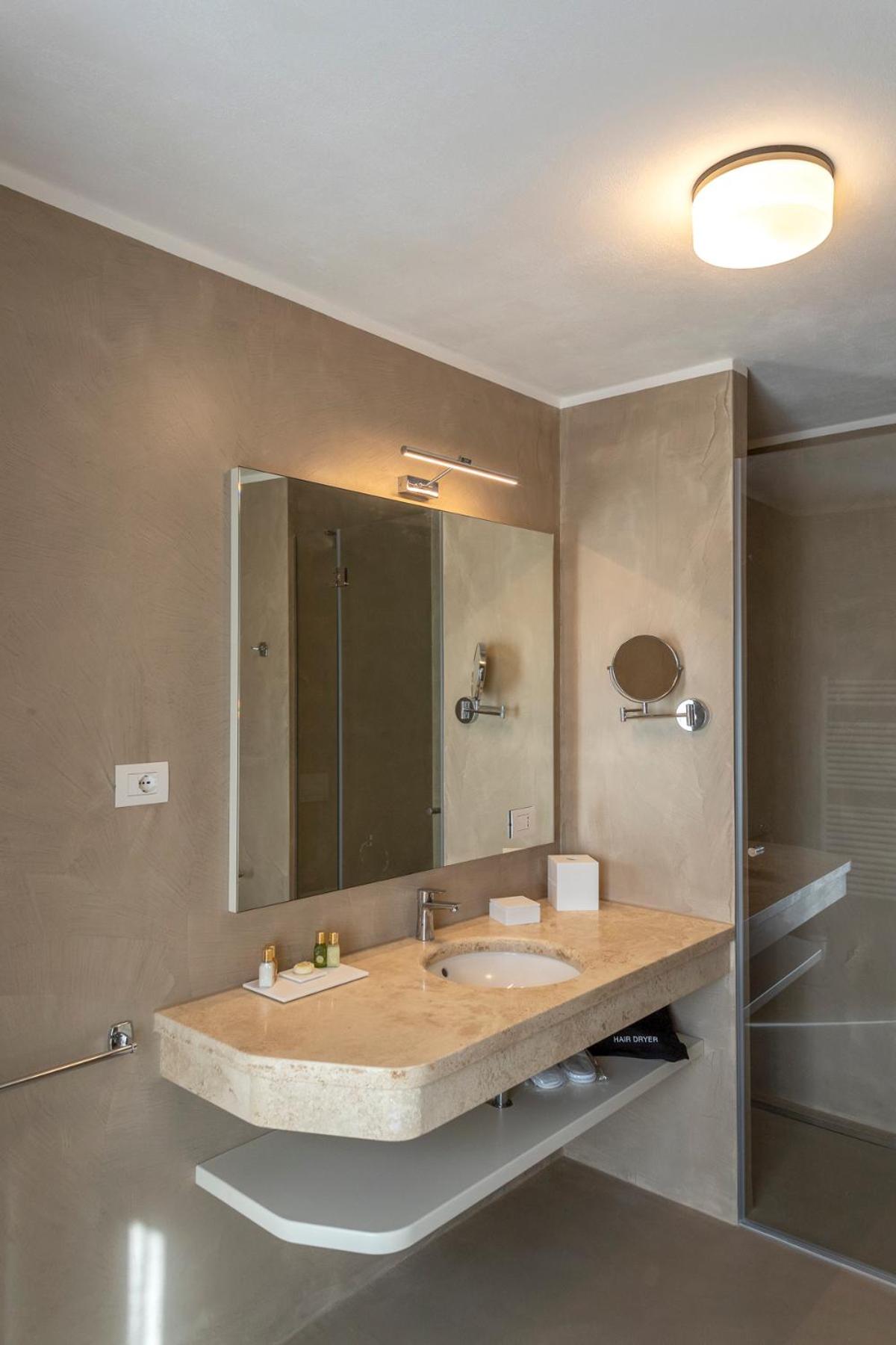 Comfort Triple Room - Photo 2