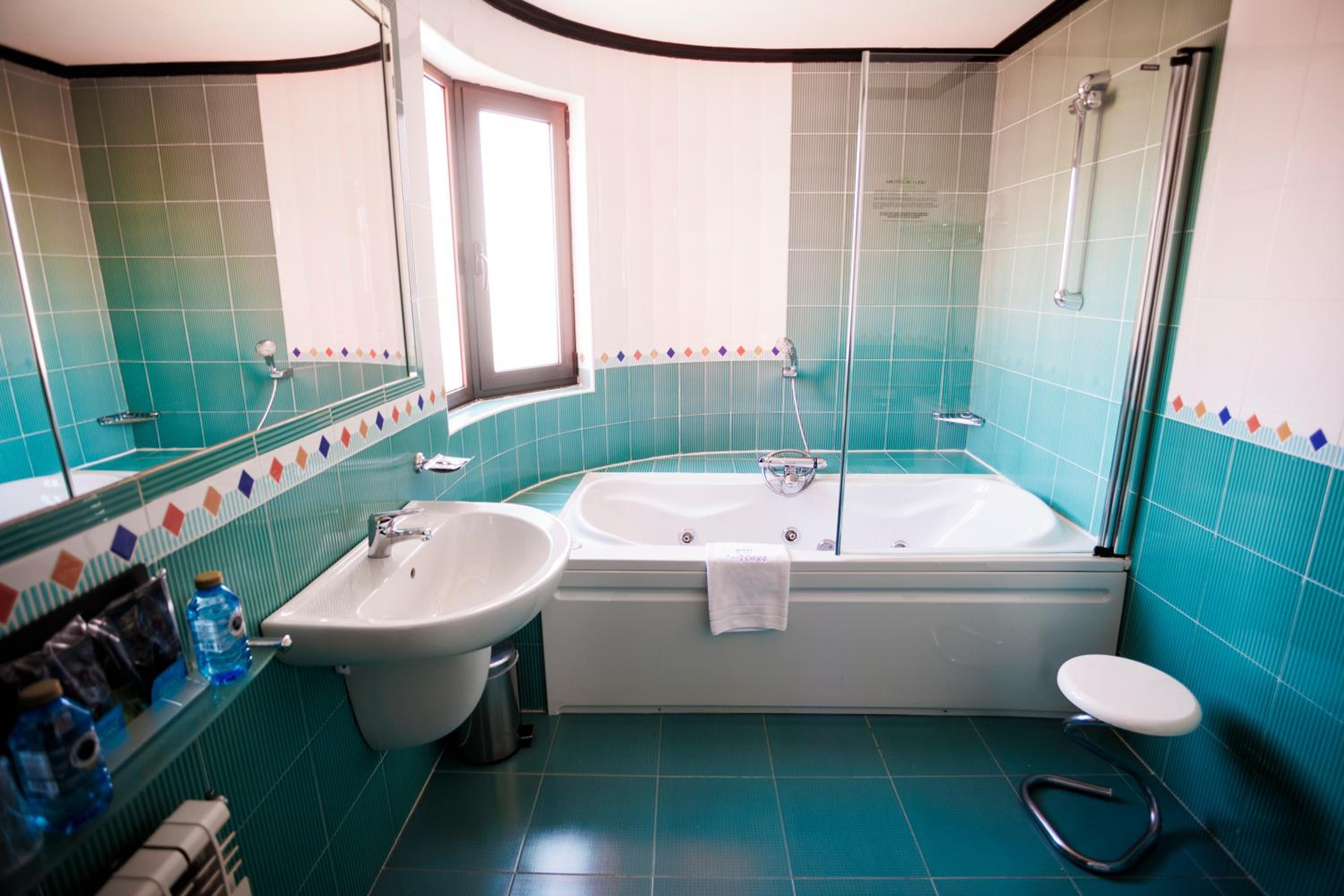 Double Room - Photo 2