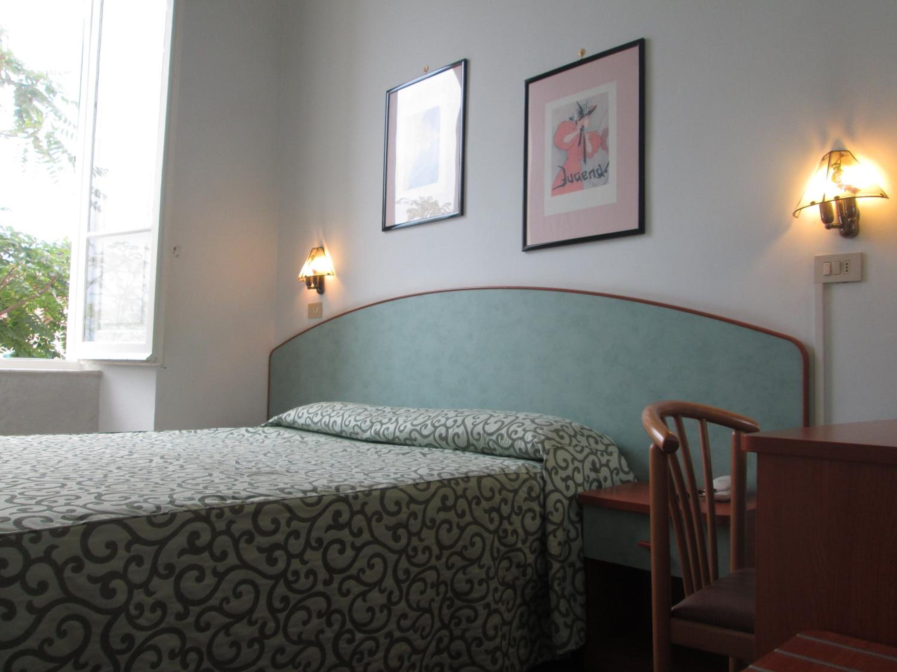 Double Room - Single Use photo 3