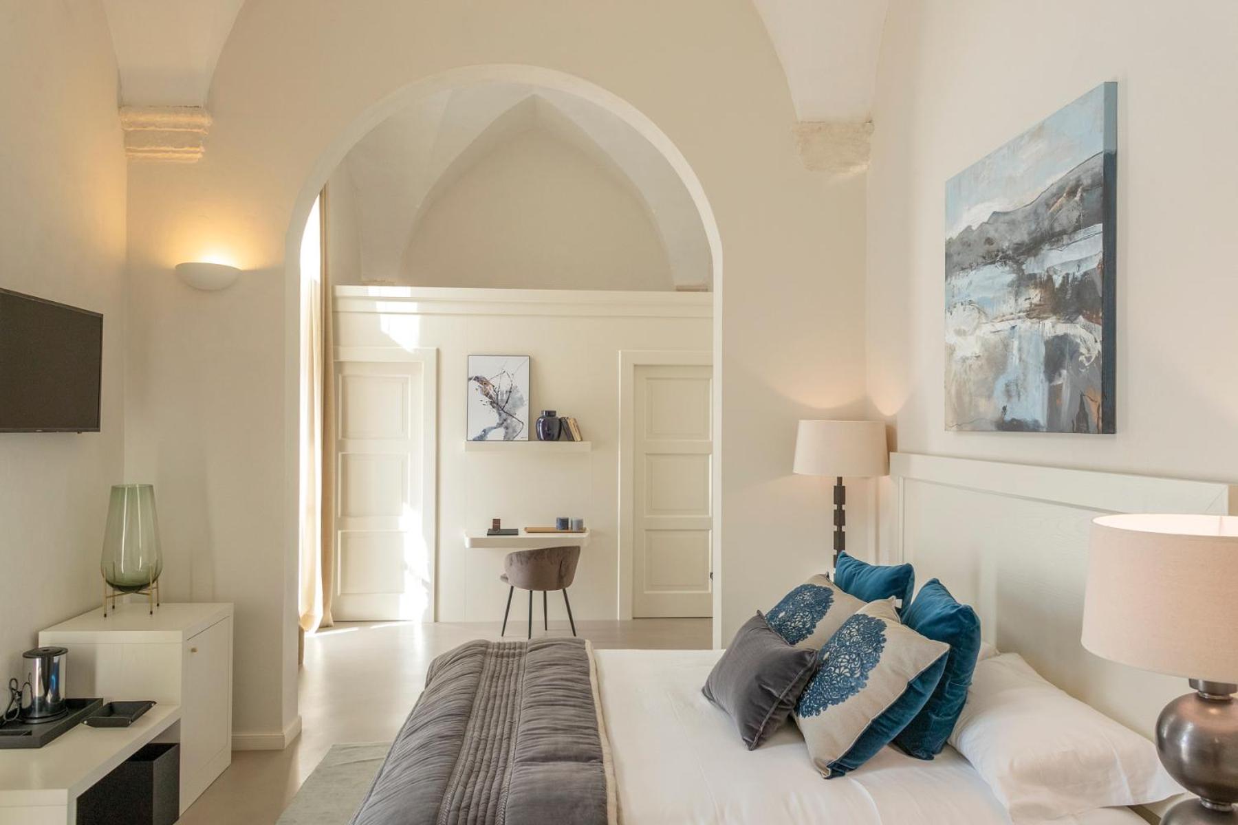 Suite with Terrace - Photo 1