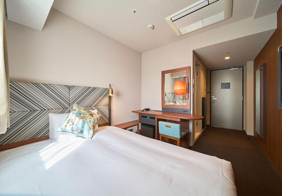 Economy Double Rooms Adjacent Room For Family - Non-Smoking