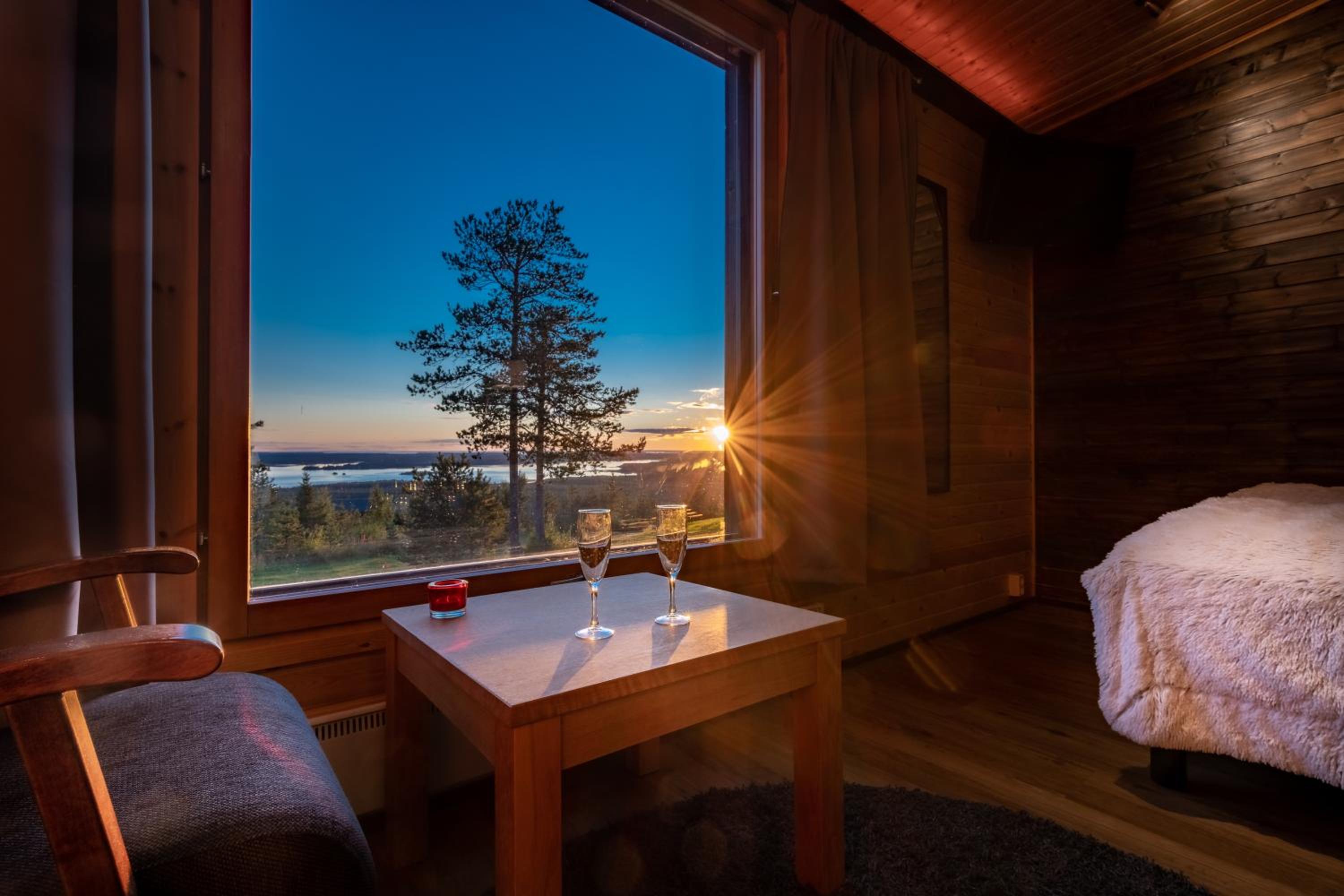 Suite with Mountain View - Photo 10