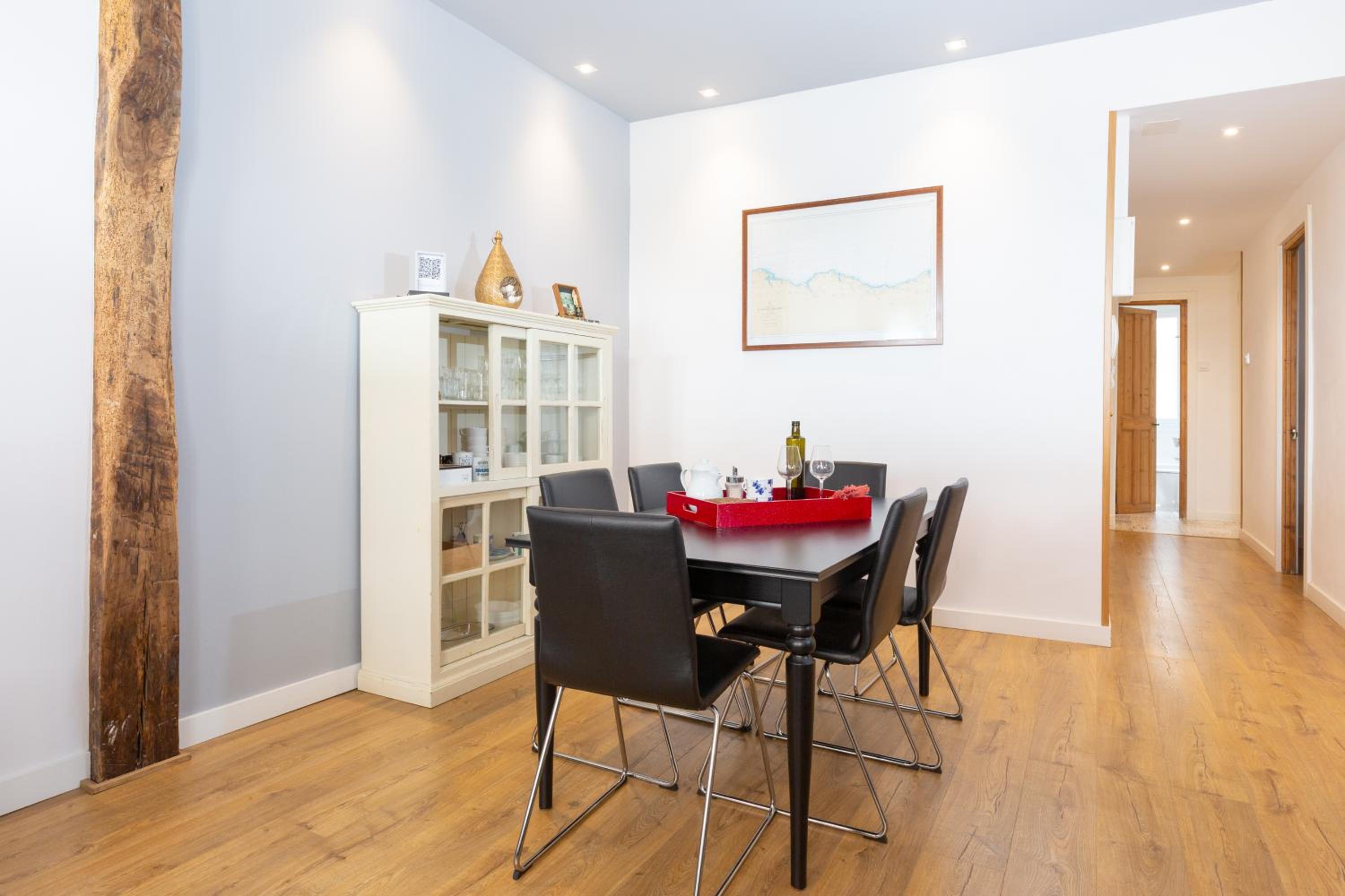 Three-Bedroom Apartment - Photo 21