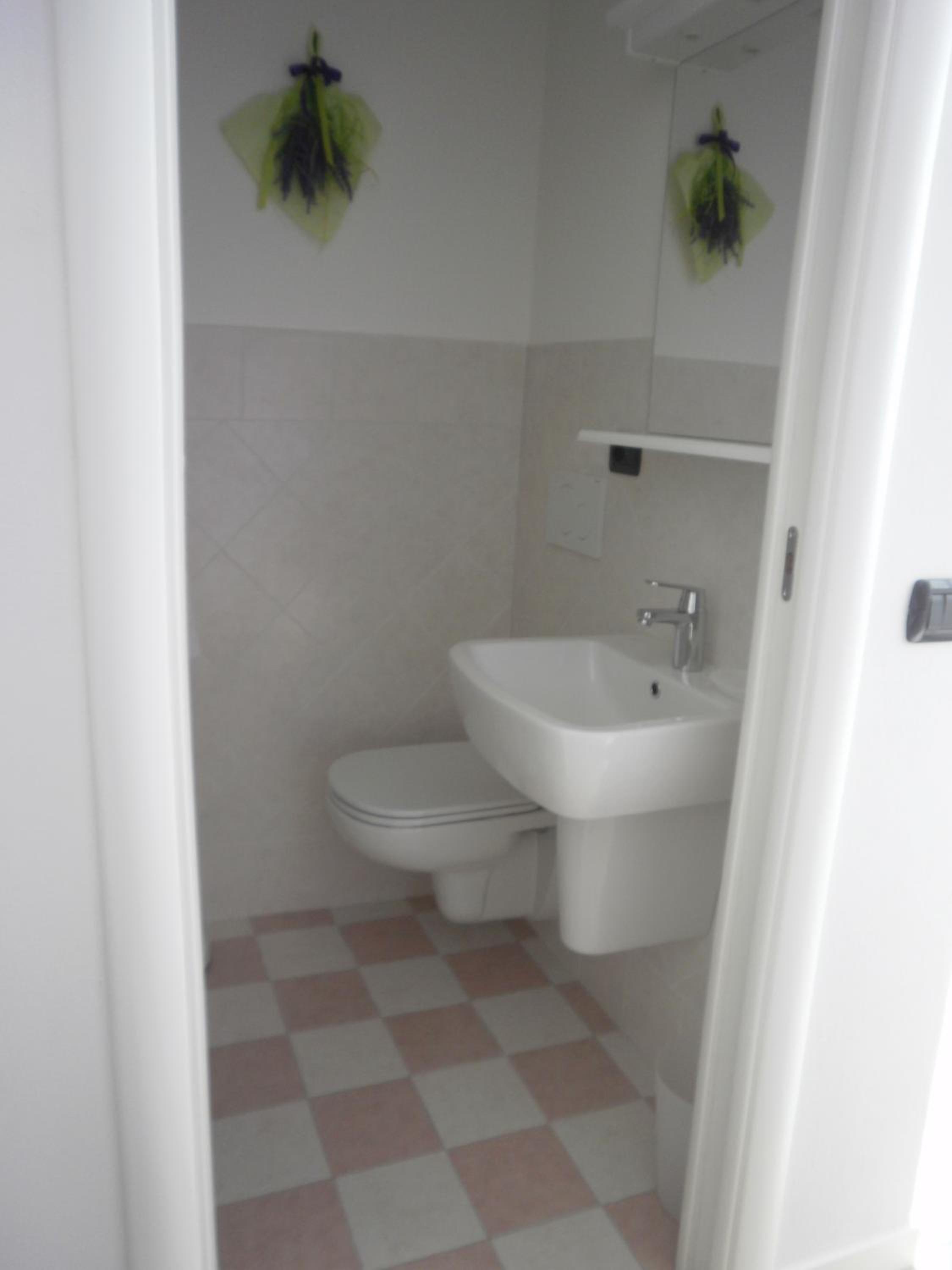 Double or Twin Room - Photo 13