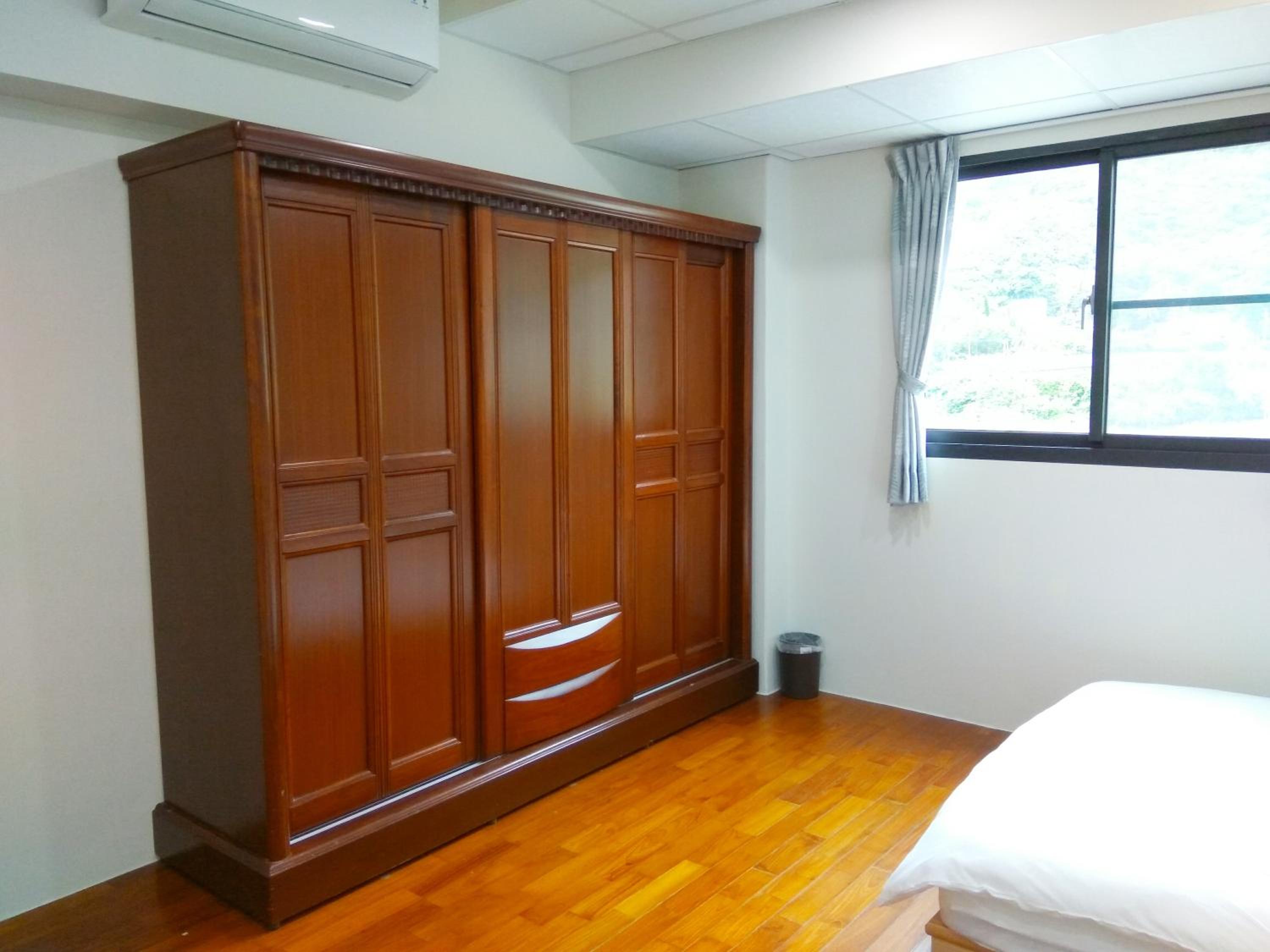 Triple Room with Shared Bathroom photo 3