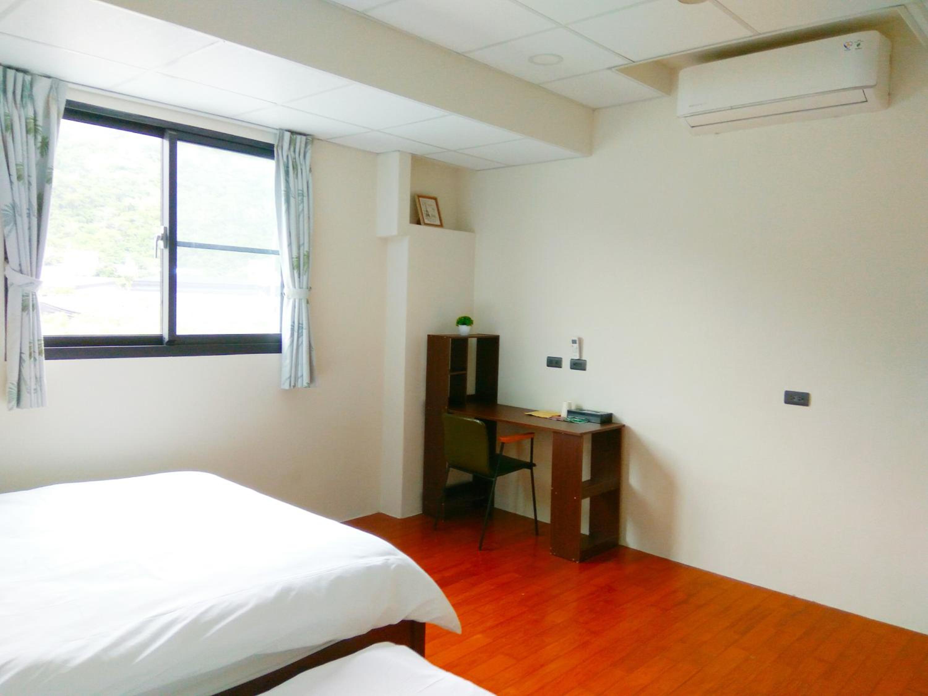 Standard Double Room photo 3