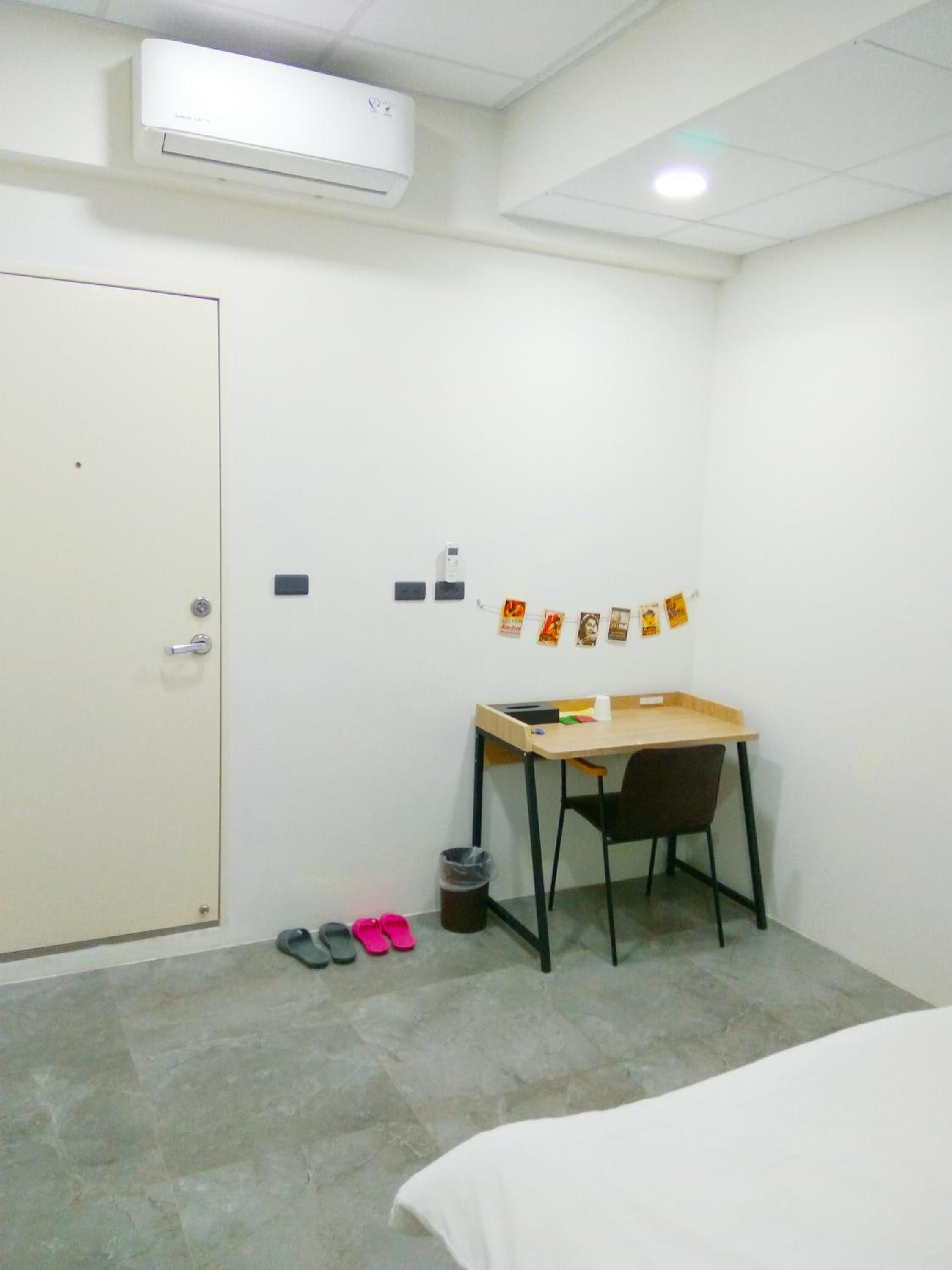 Standard Double Room with Shared Bathroom photo 2