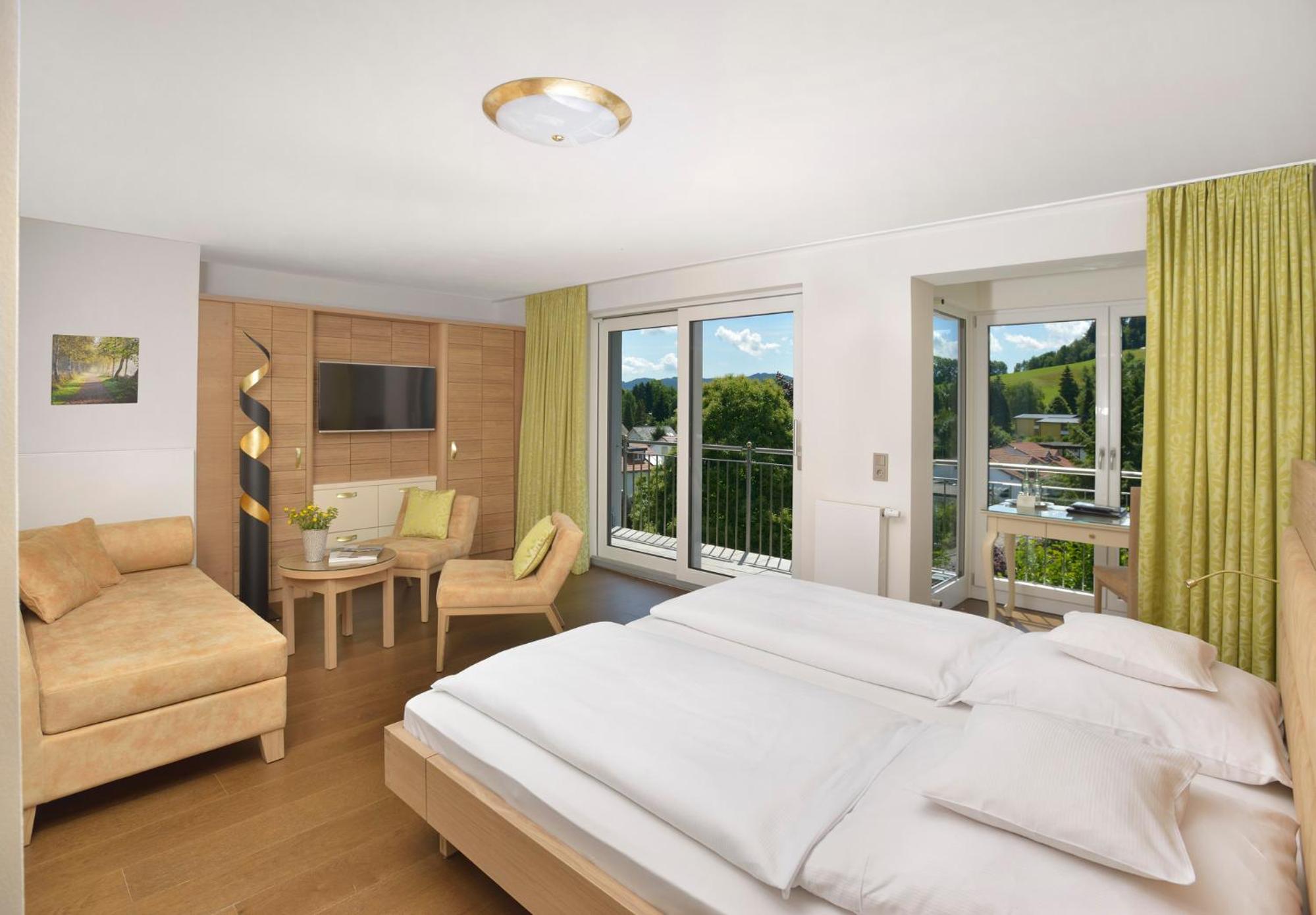 Apartment (2 Adults)
