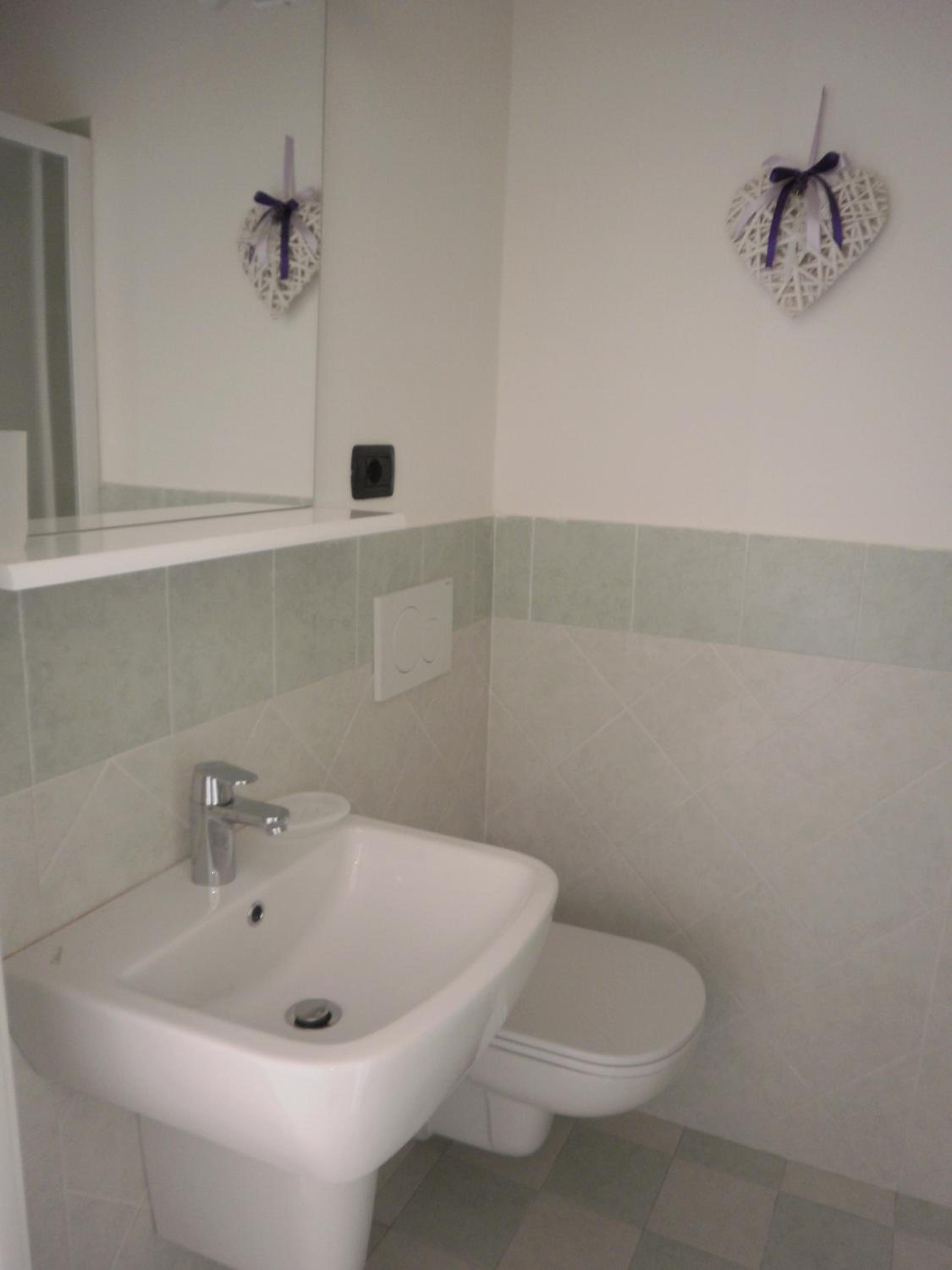 Double or Twin Room - Photo 22