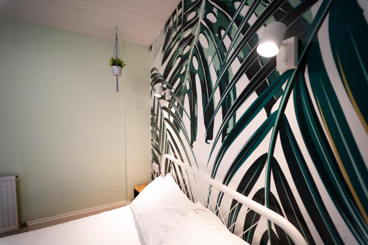 Double Room with Private Bathroom photo 3