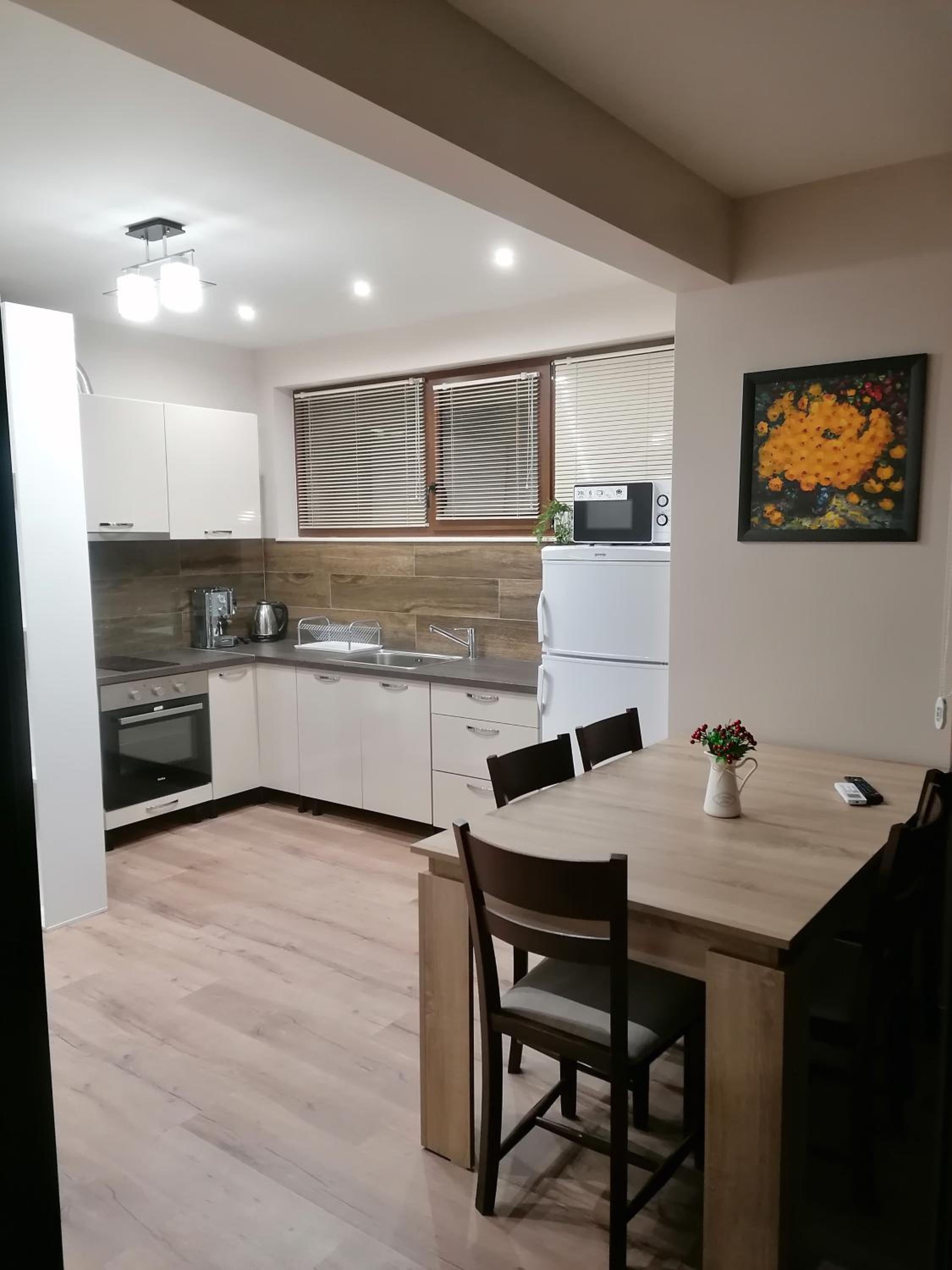 Three-Bedroom Apartment - Photo 15