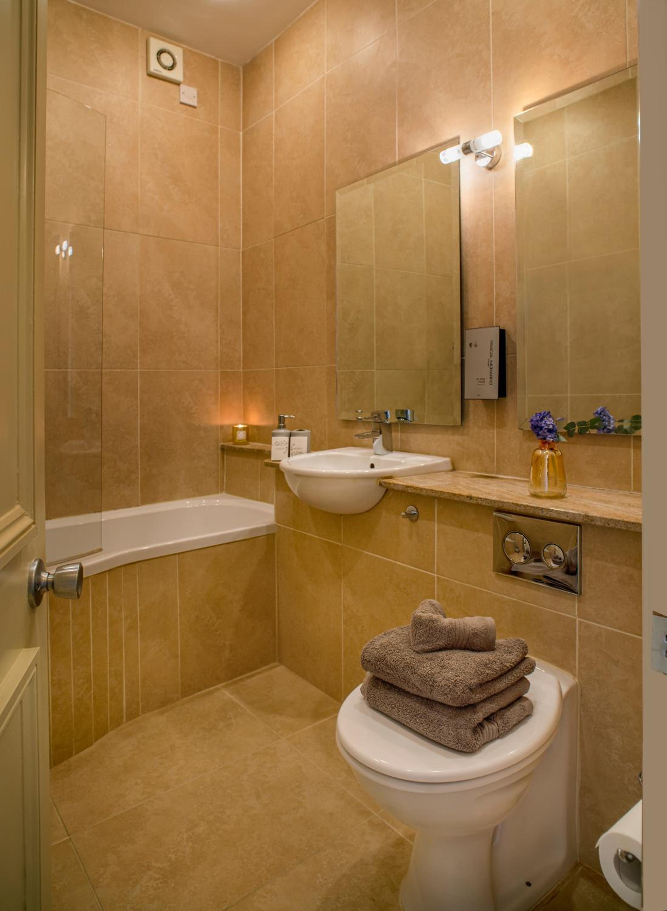 Double Room photo 3