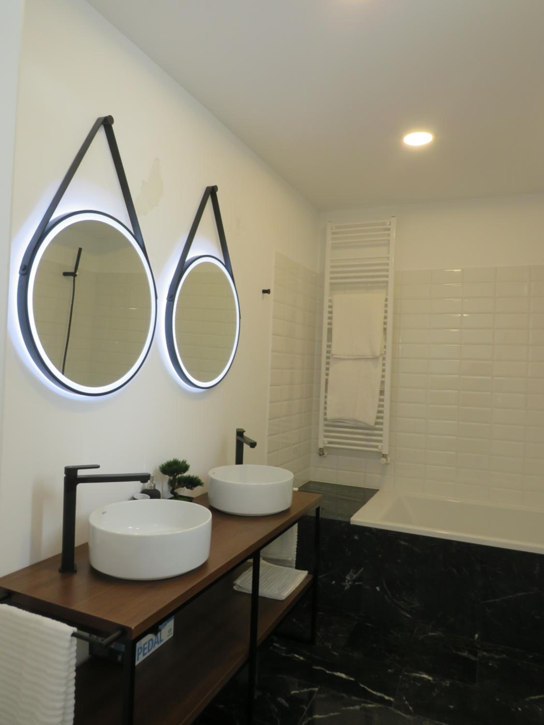 Deluxe Apartment - Photo 4