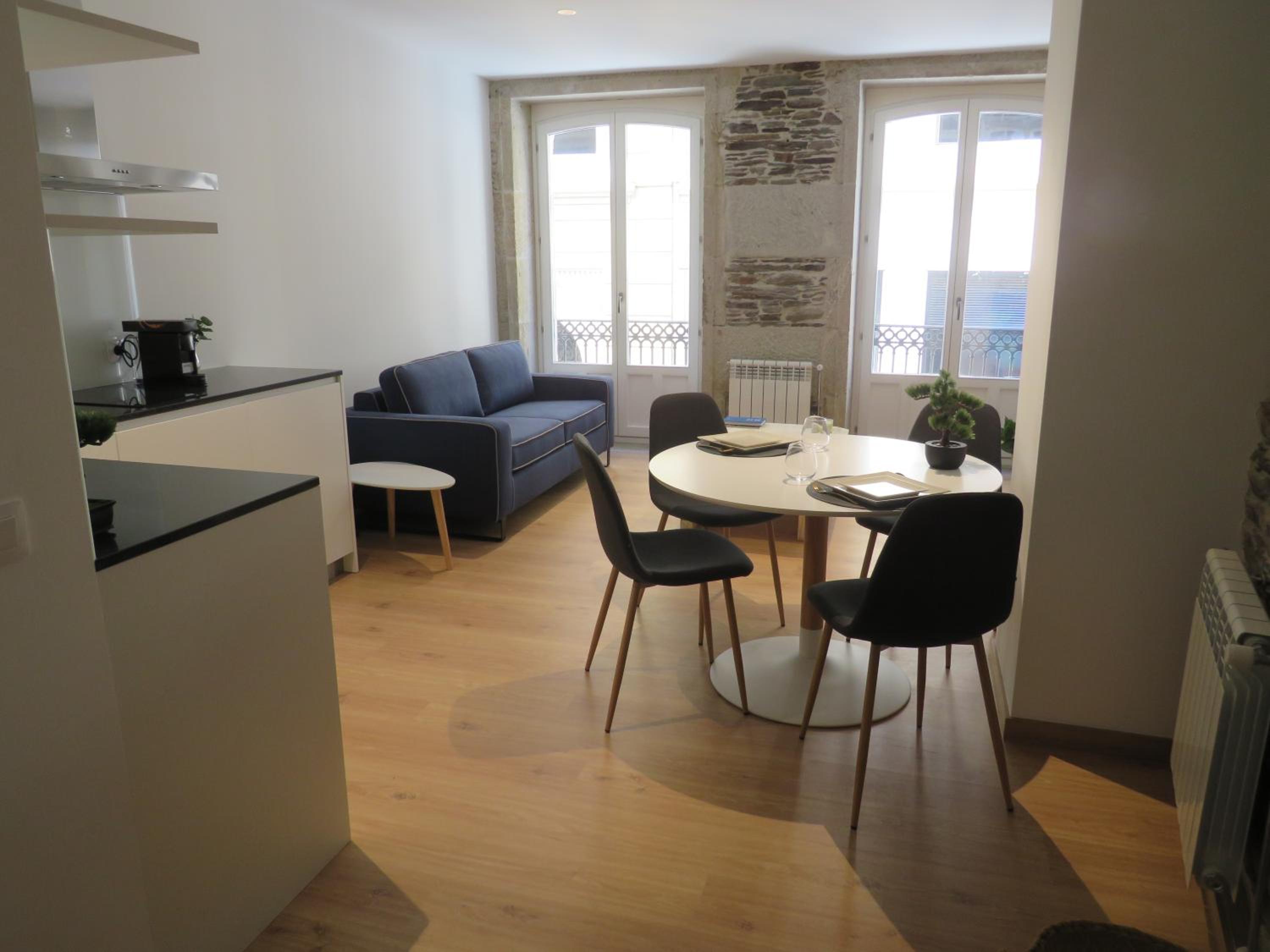 One-Bedroom Apartment - Photo 6