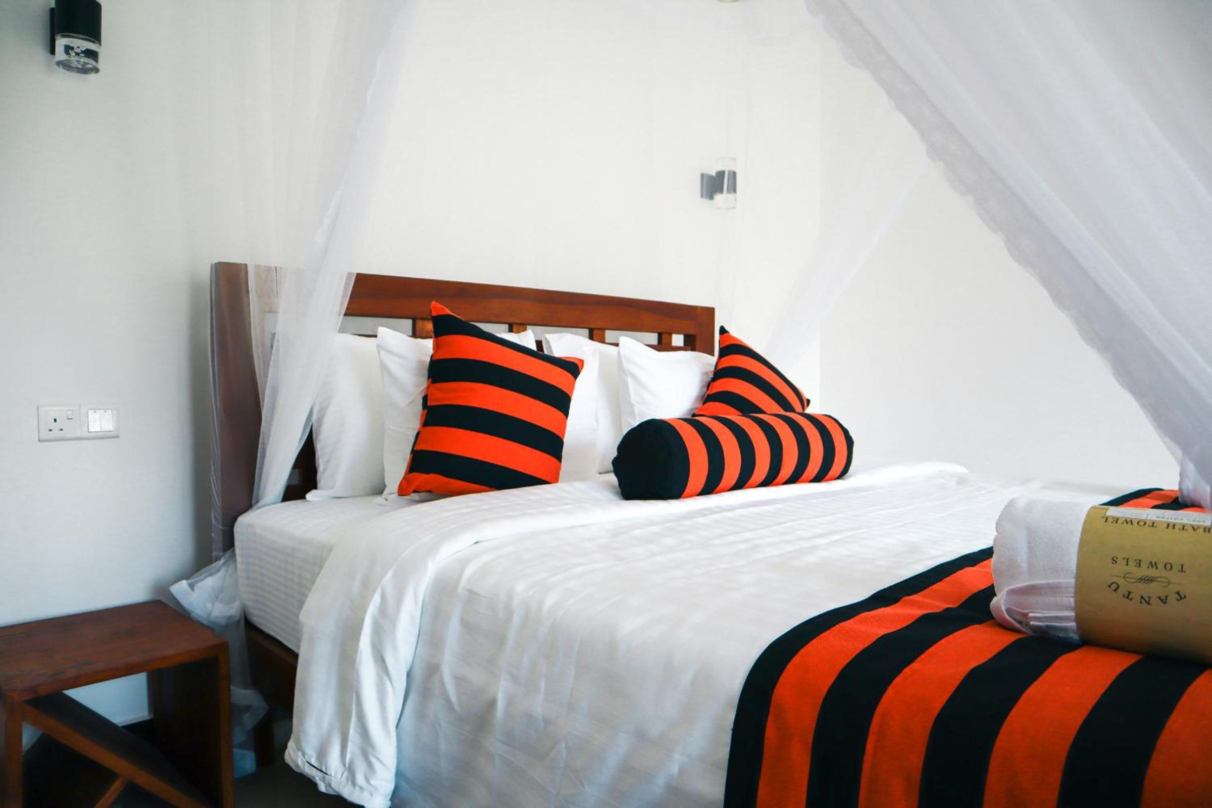 Deluxe Double Room with Balcony - Photo 31