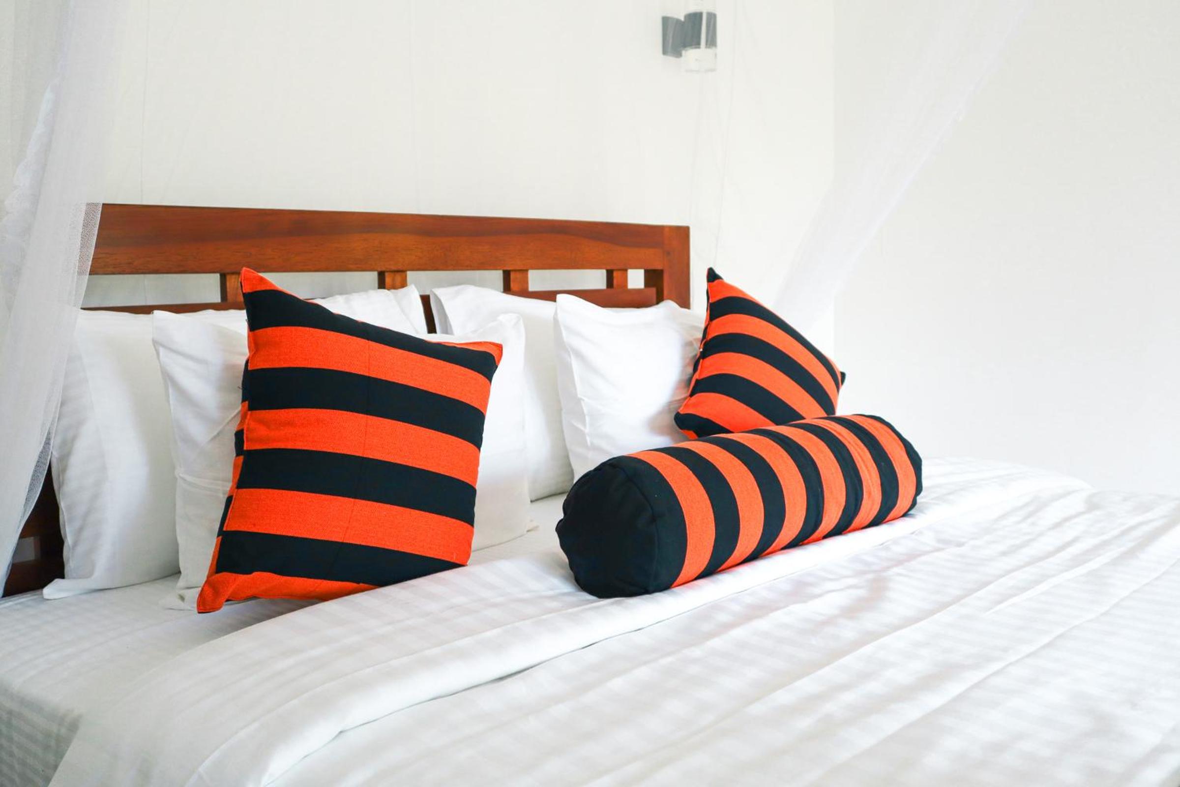 Deluxe Double Room with Balcony - Photo 30