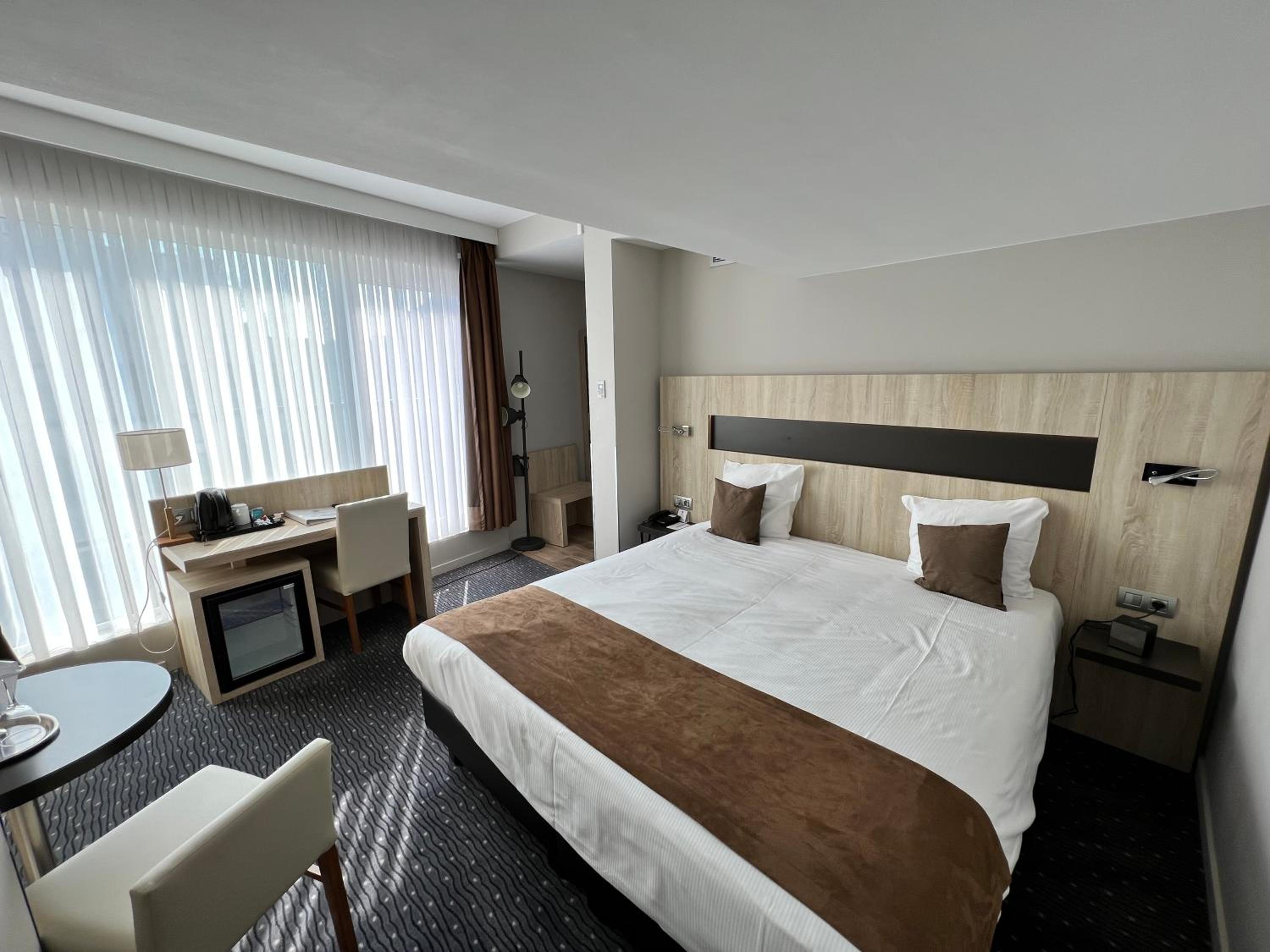 Standard Queen Room - Photo 1