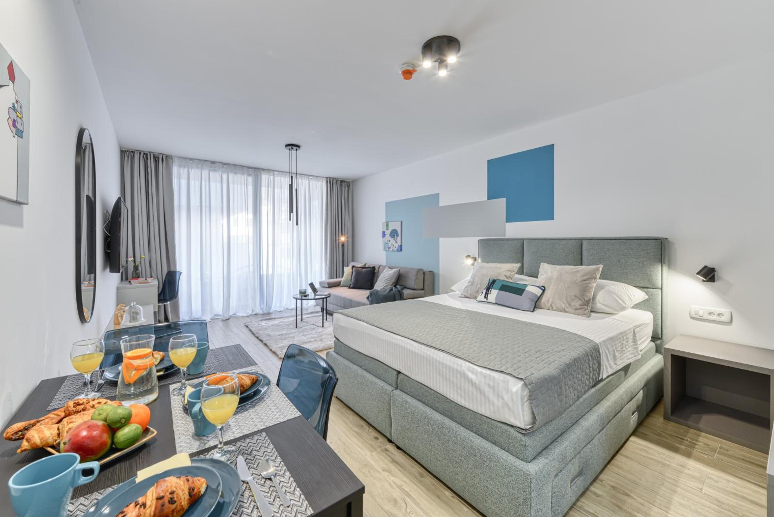 Superior Studio Apartment with Balcony photo 1
