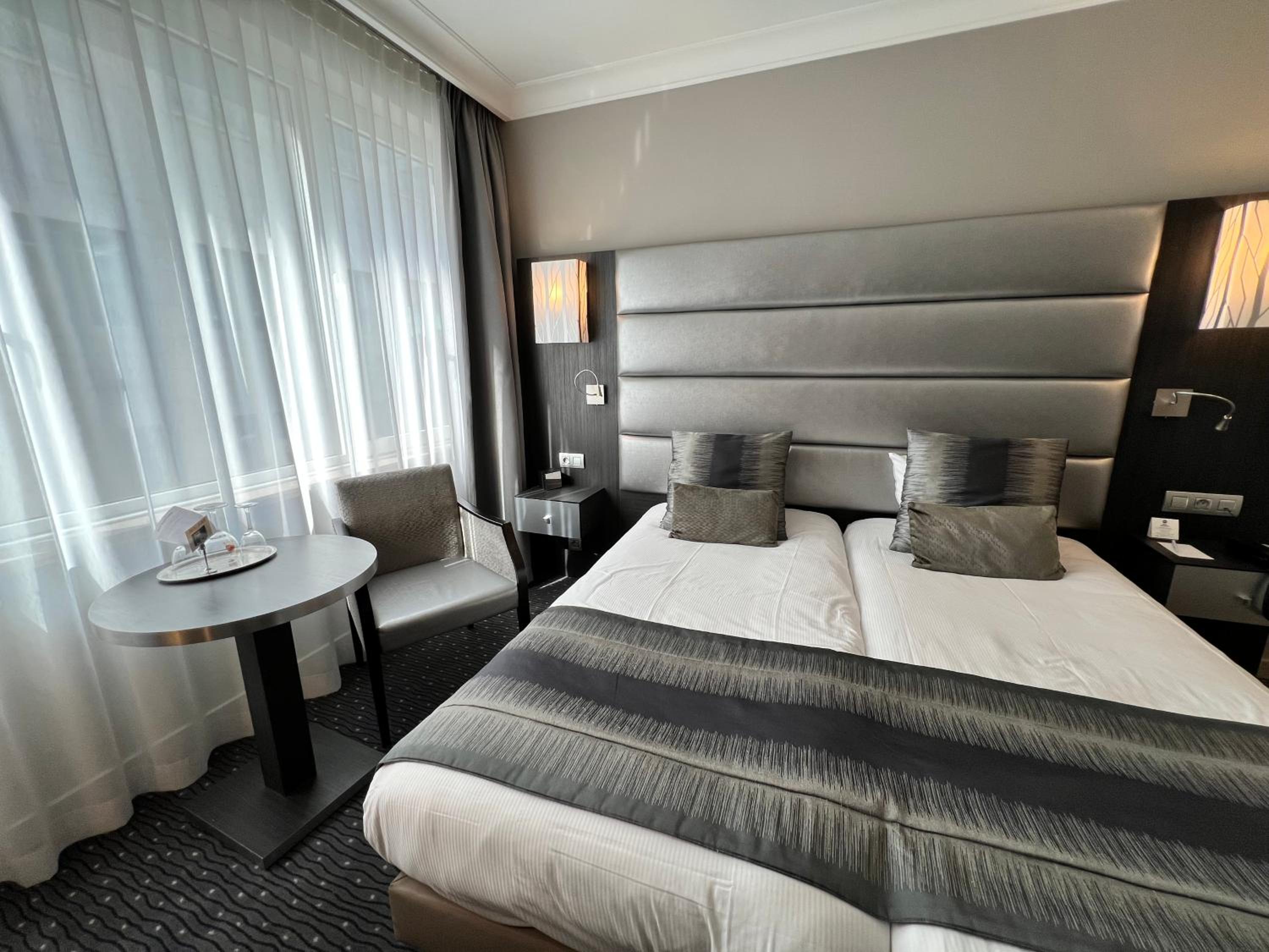 Standard Twin Room - Photo 23