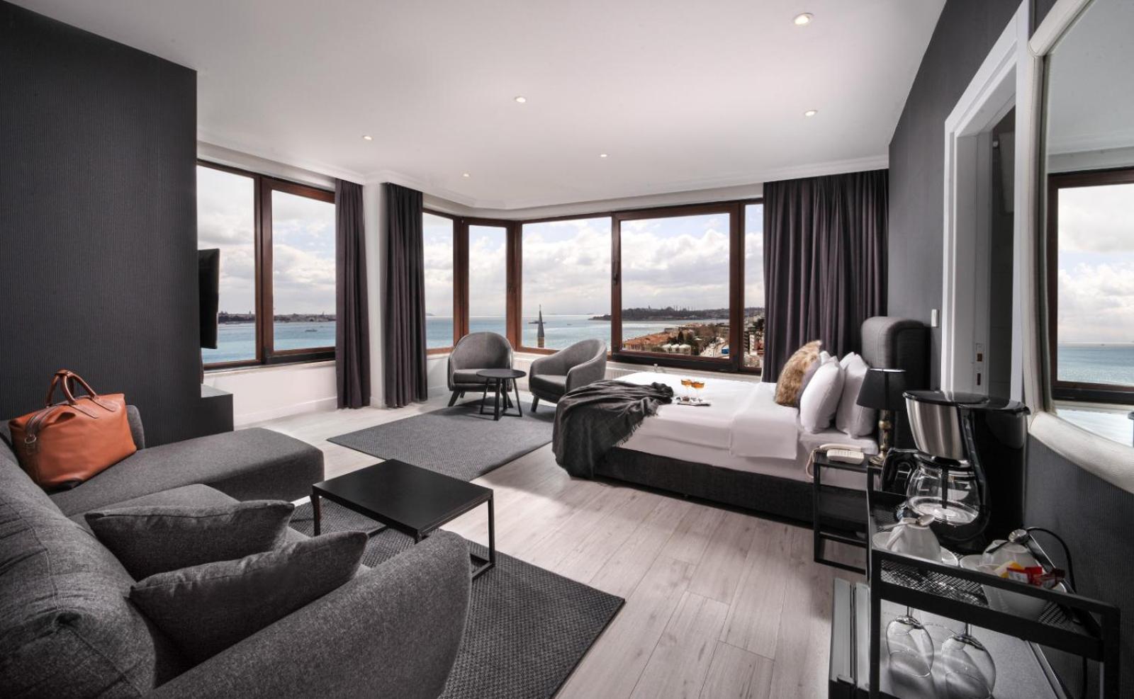 Deluxe Double Room With Sea View photo 1