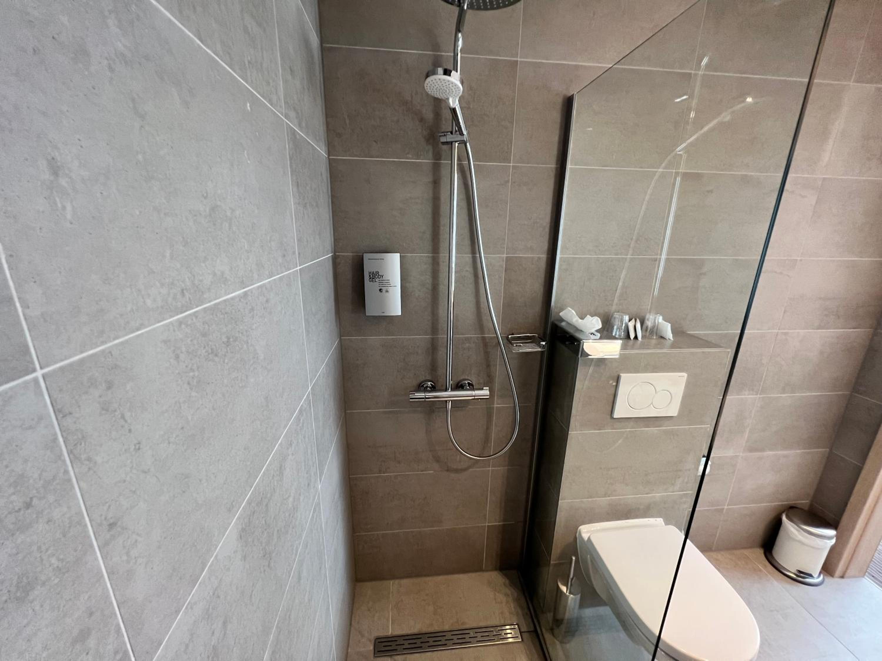 Executive Queen Room - Photo 15