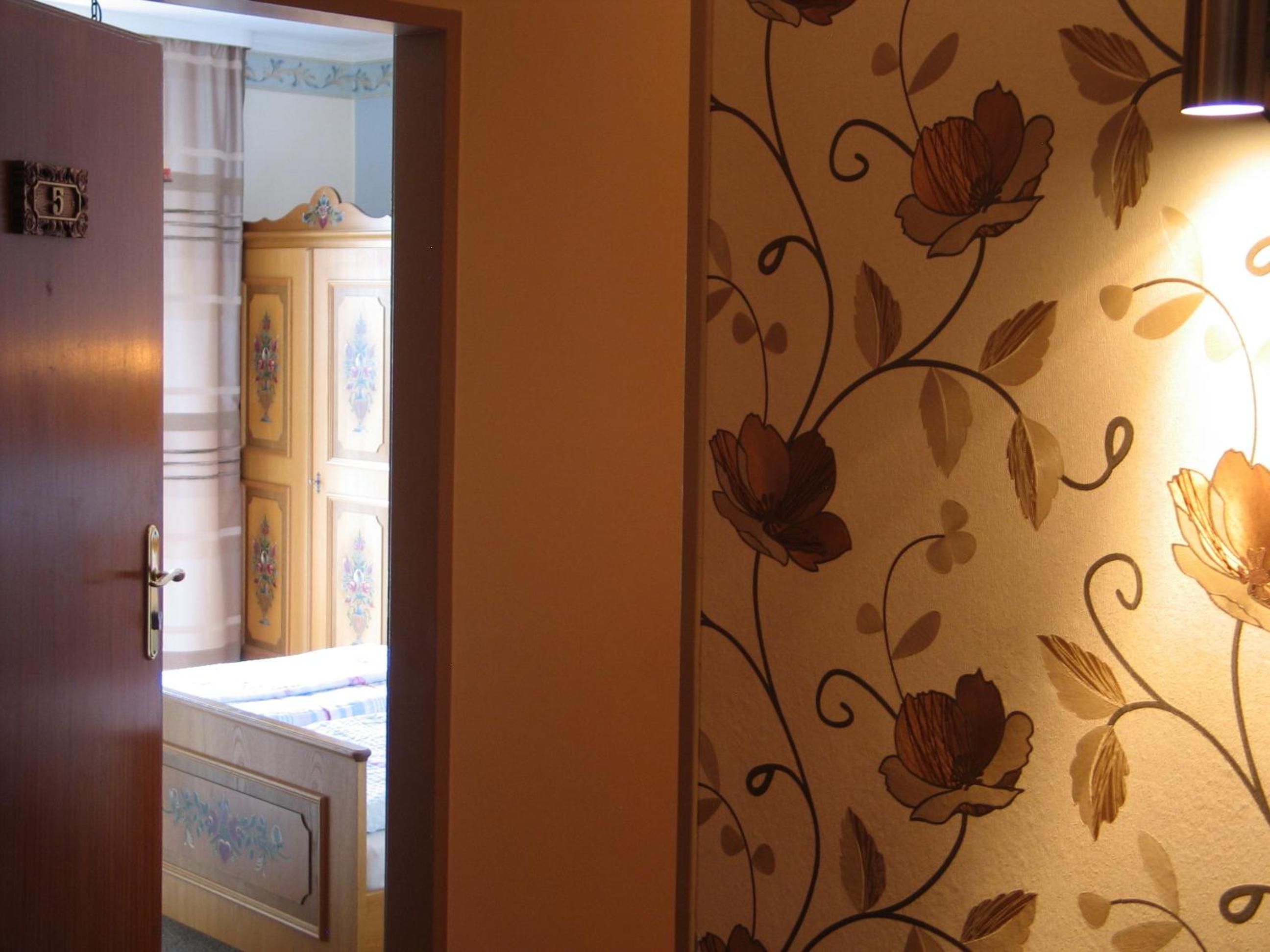 Double Room - Photo 5