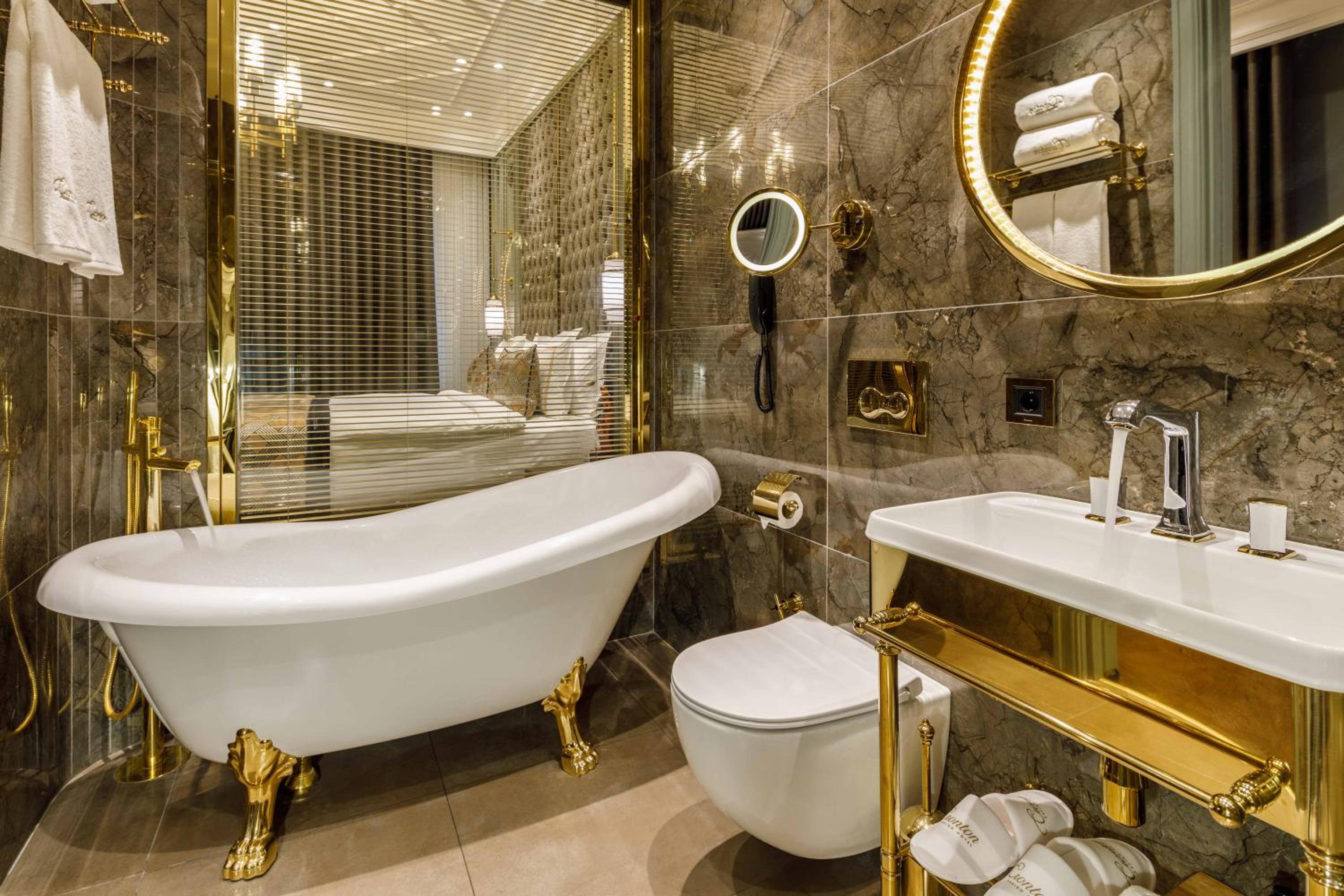 Executive King Suite