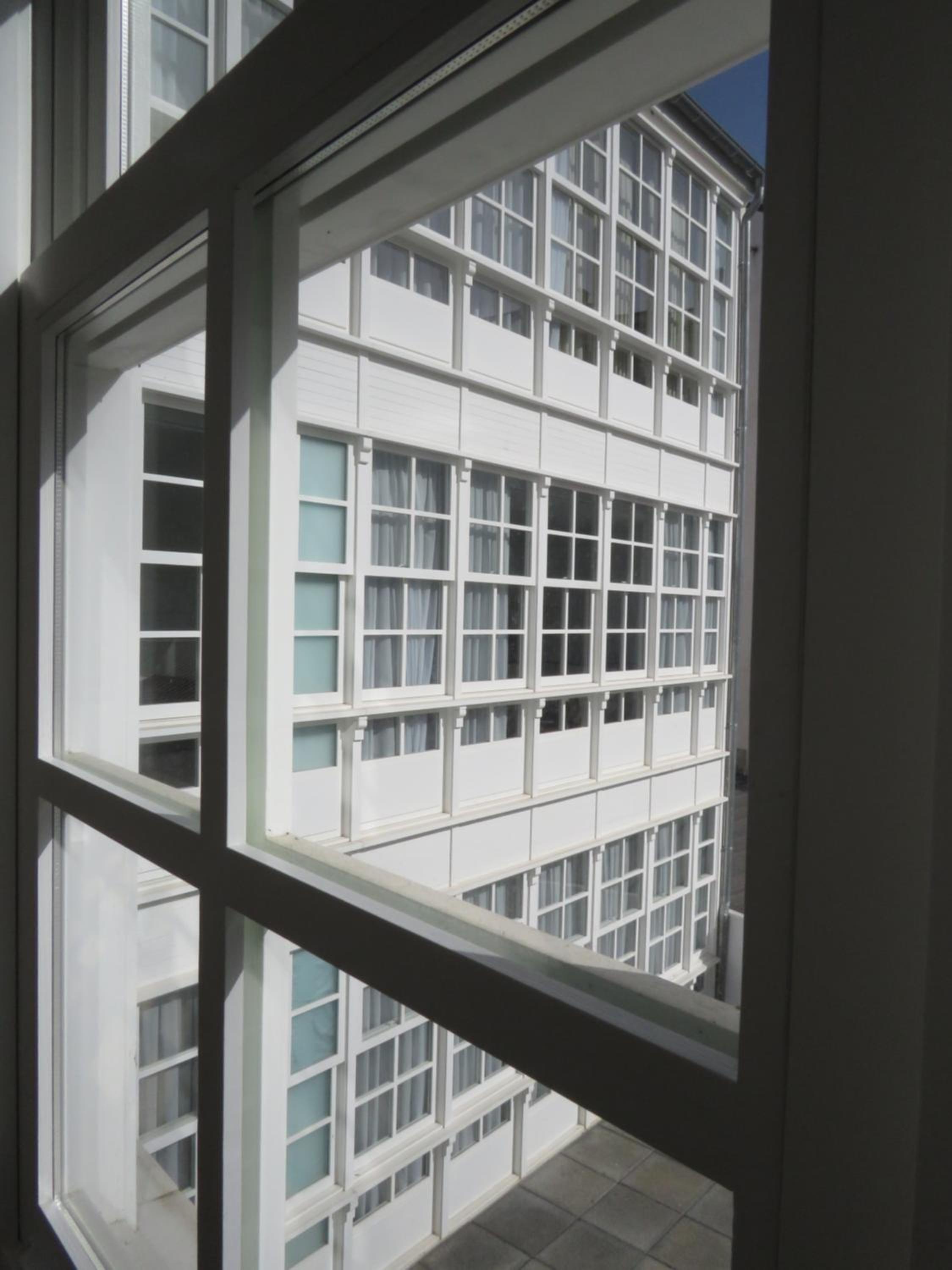 One-Bedroom Apartment - Photo 4