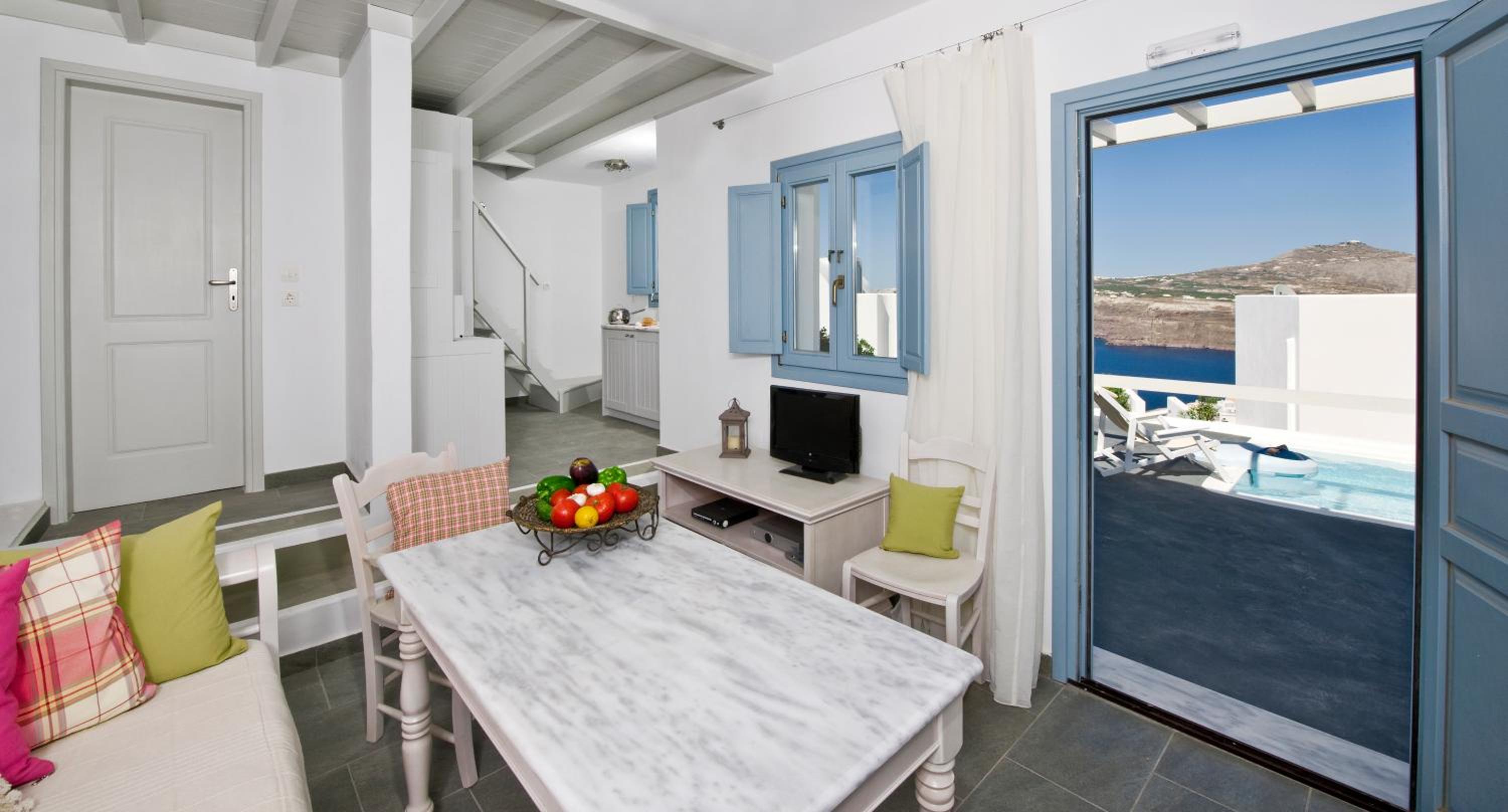 Two Bedroom Apartment Partially Caldera View