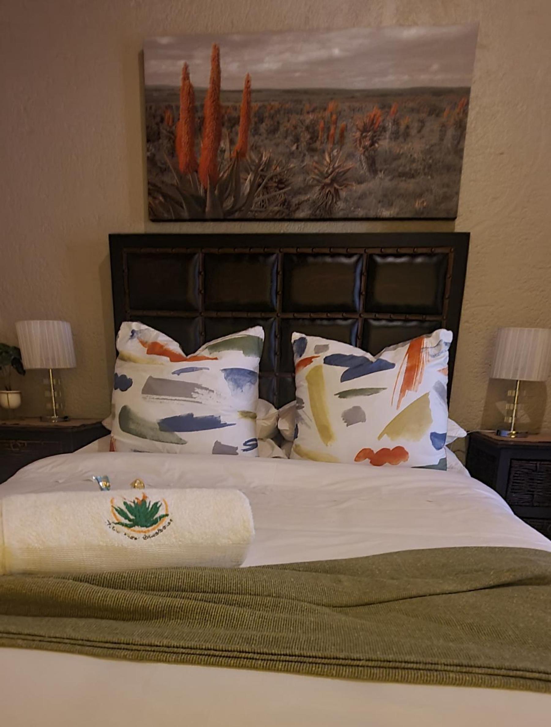 Deluxe Double Room with Shower photo 2