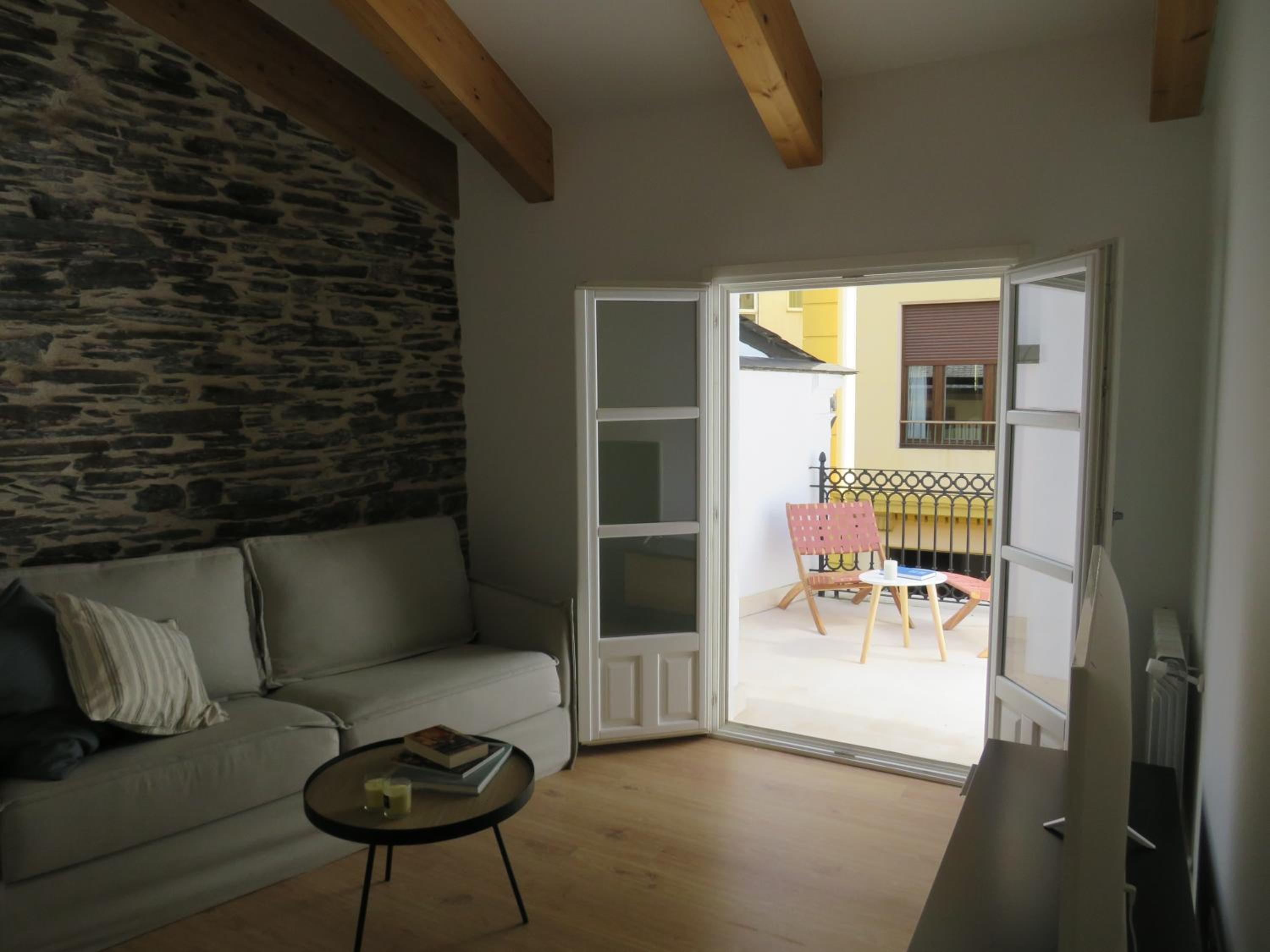 Duplex Apartment - Photo 5