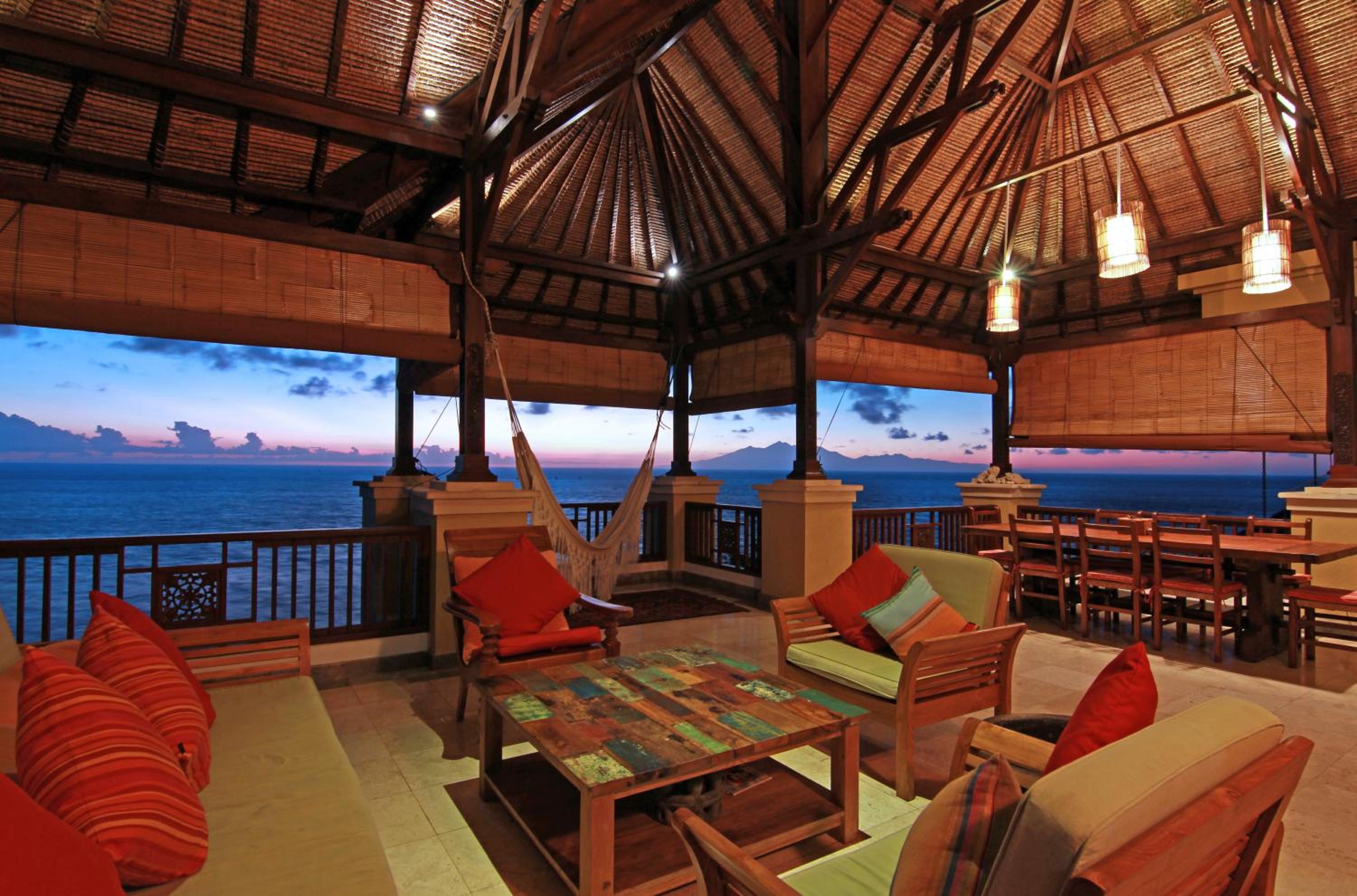 Three-Bedroom Villa with Private Pool photo 3