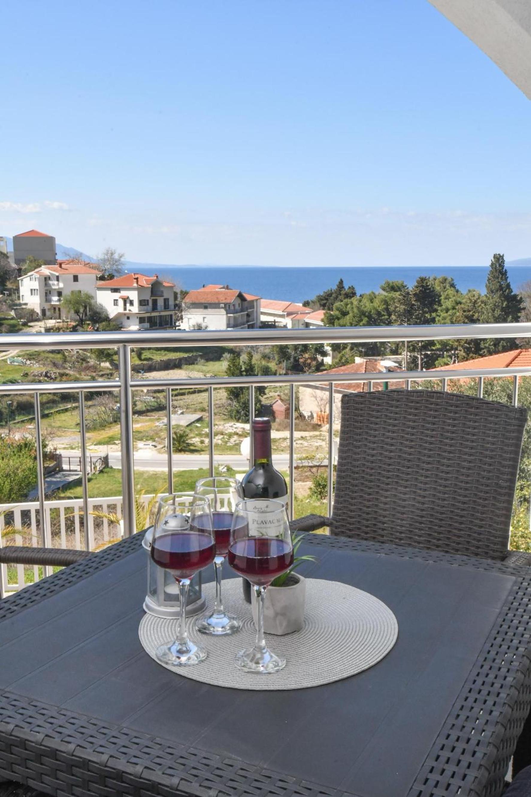 Apartment with Terrace