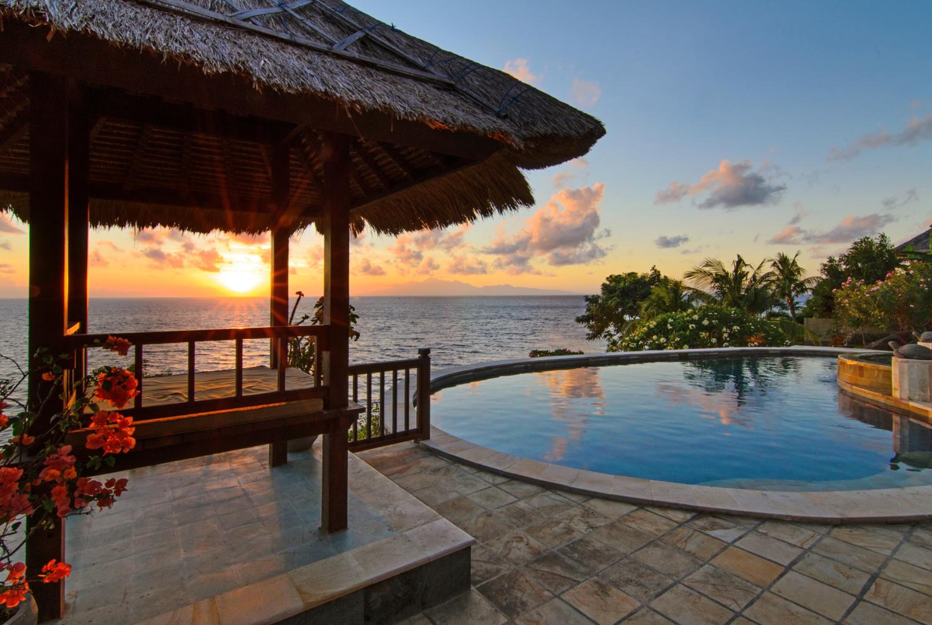 Three-Bedroom Villa with Private Pool photo 2