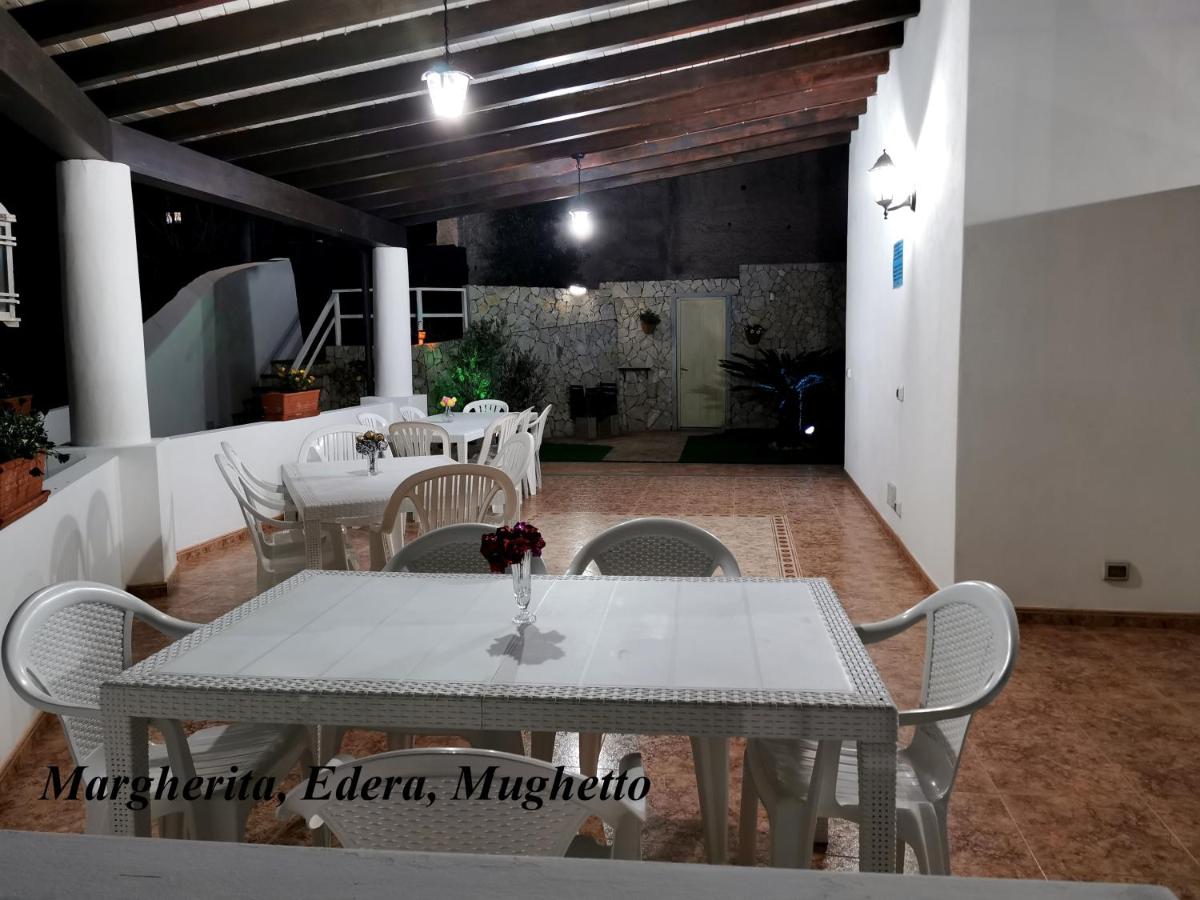One-Bedroom House - Photo 7