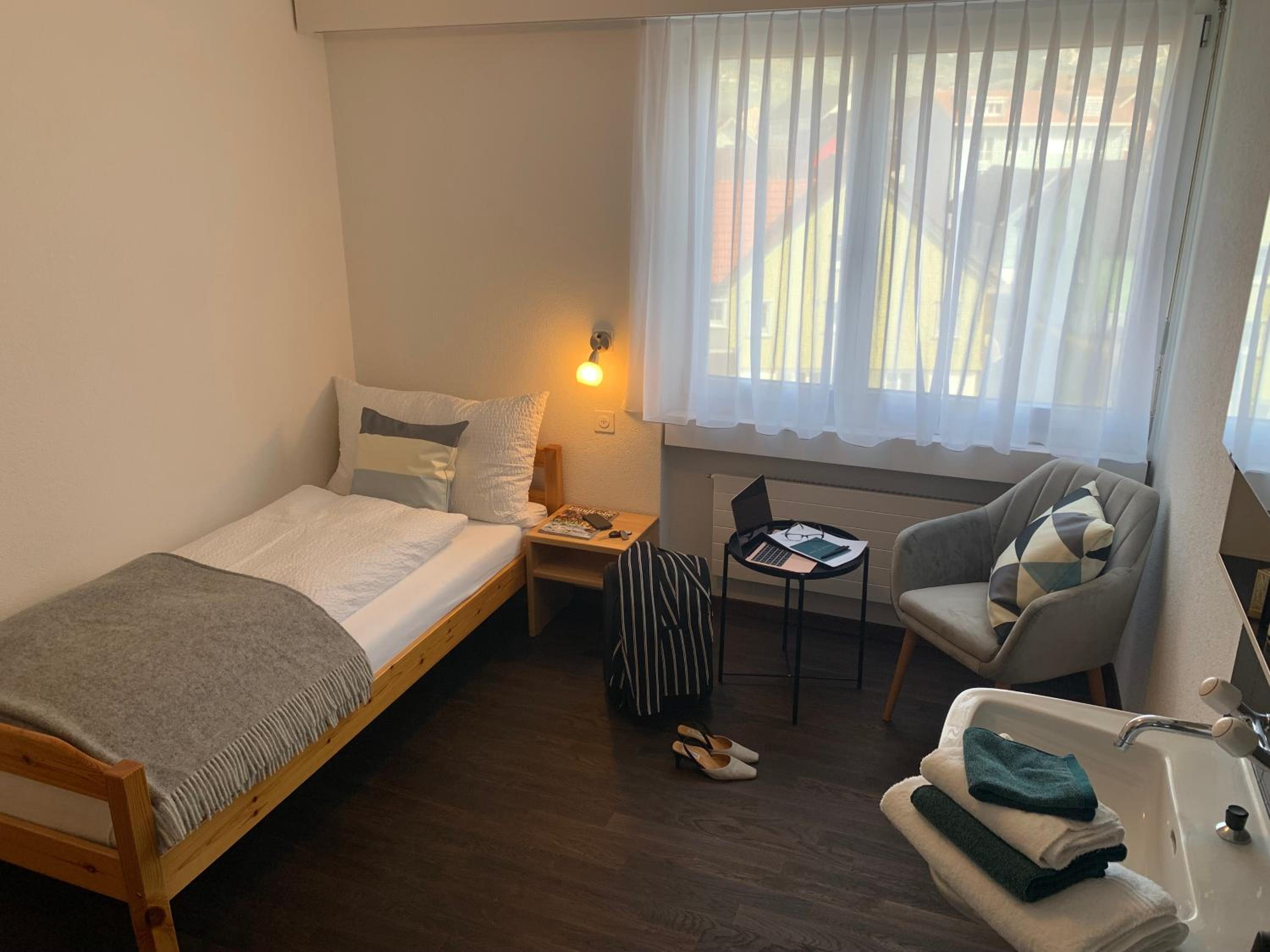Standard Single Room with Shared Bathroom photo 1