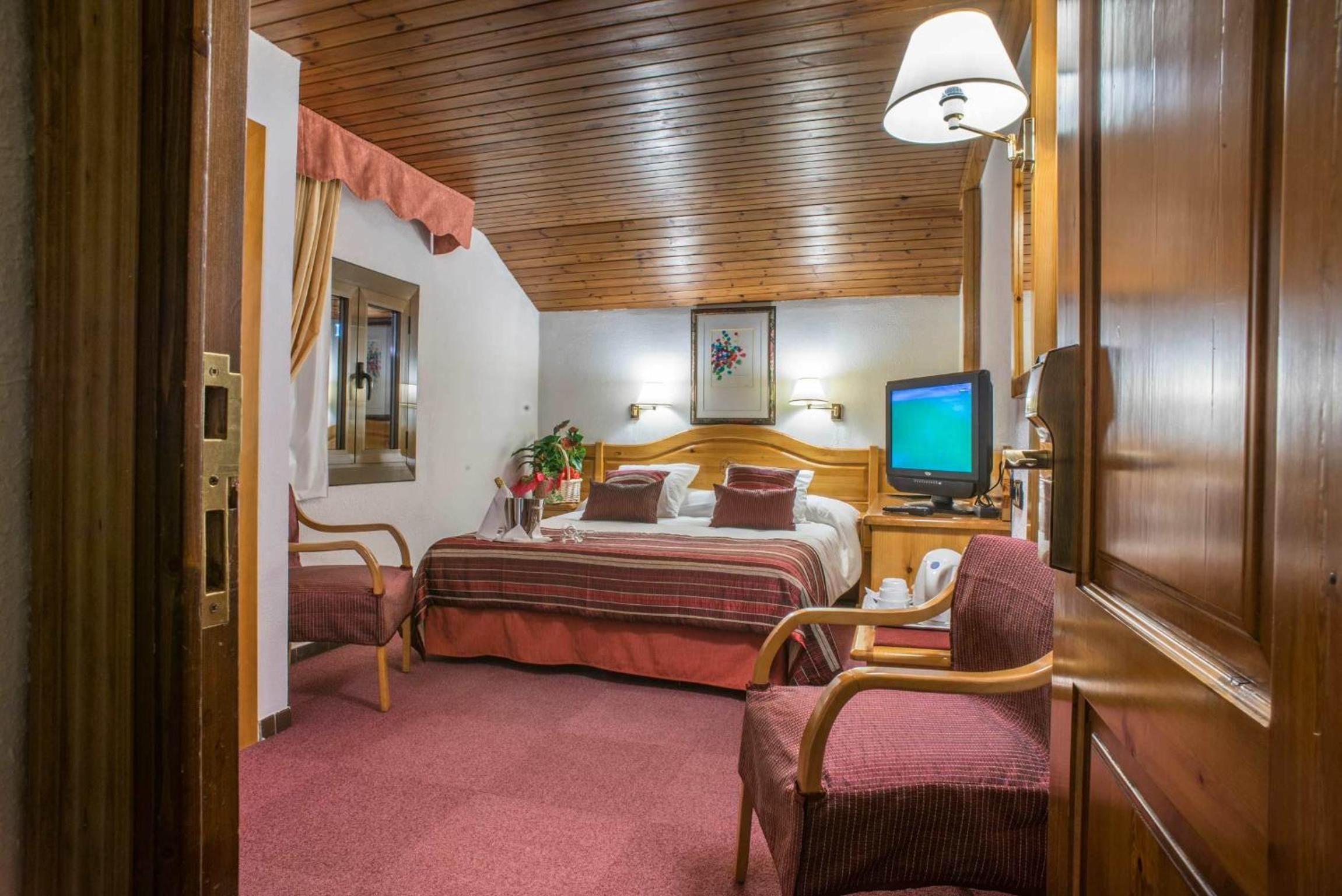 Small Double or Twin Room